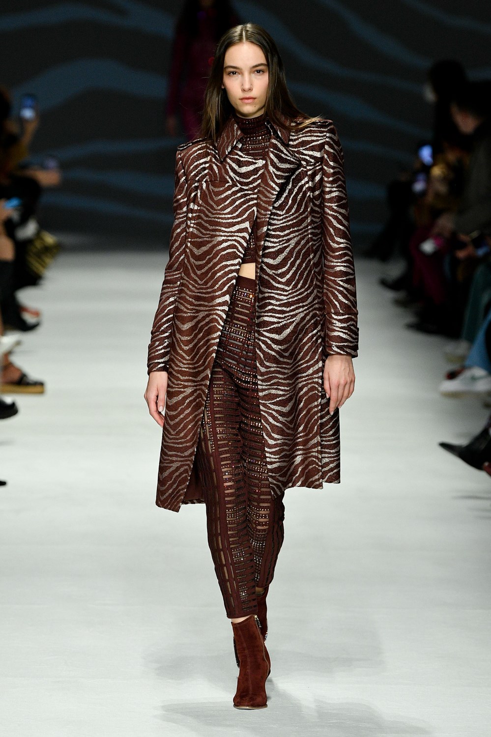 Genny Fall 2022 Fashion Show