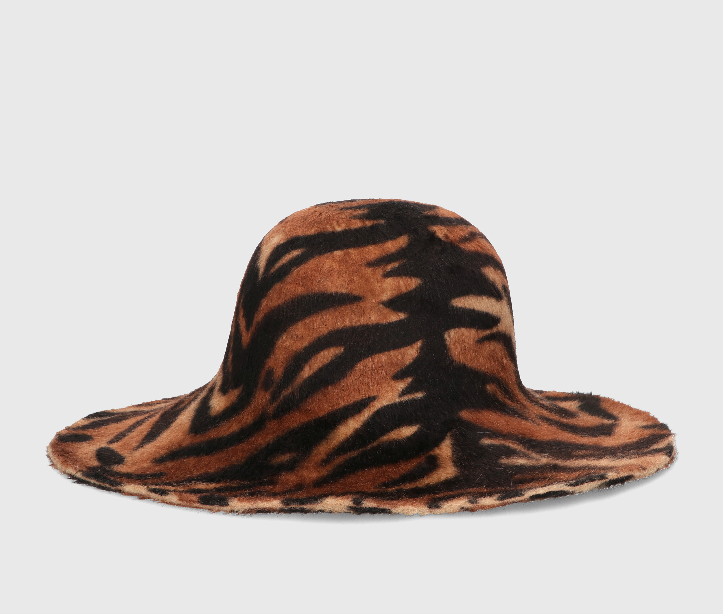 Borsalino Fall 2022 Fashion Show 