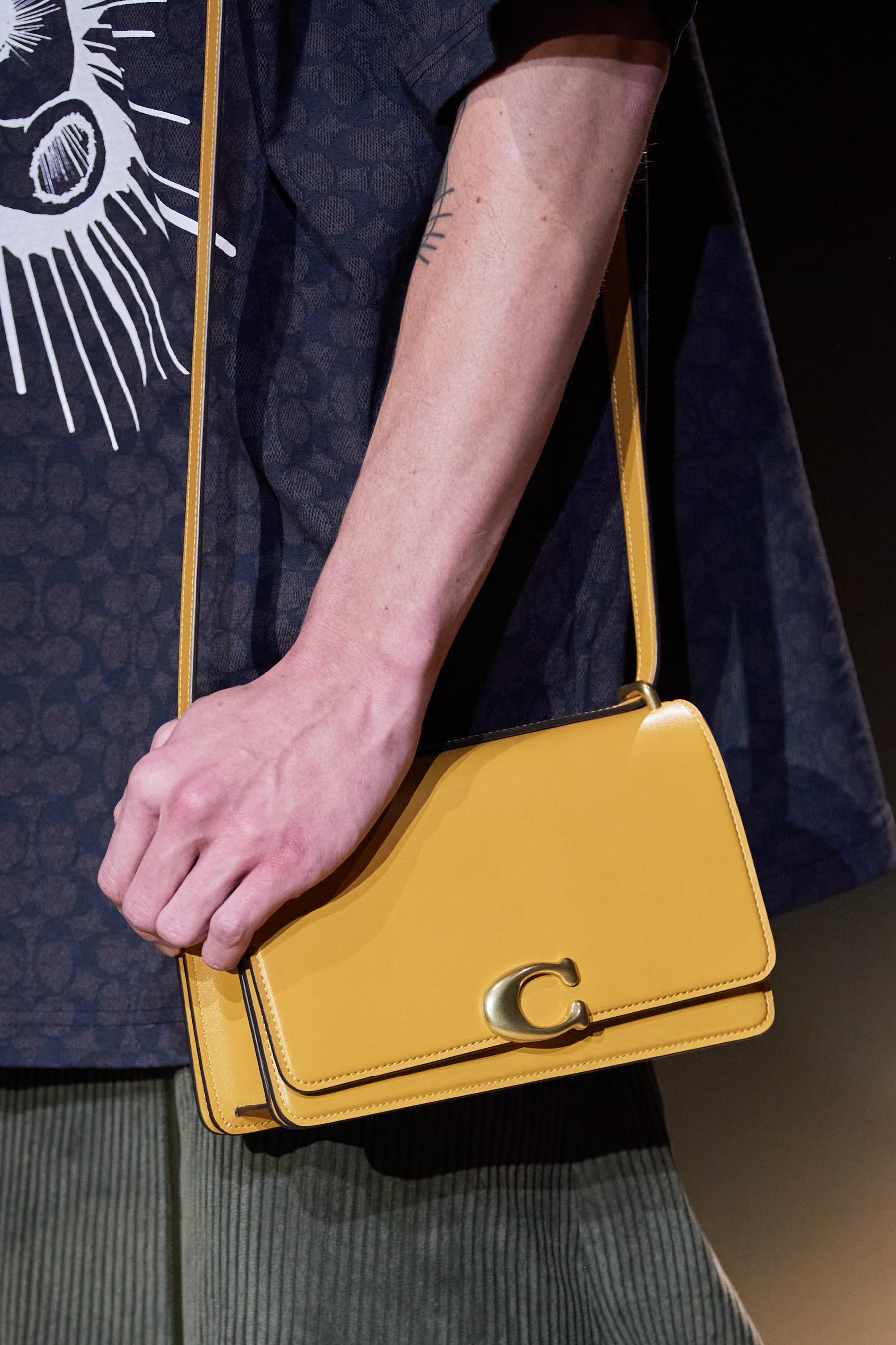 Coach Fall 2022 Fashion Show Details Fashion Show