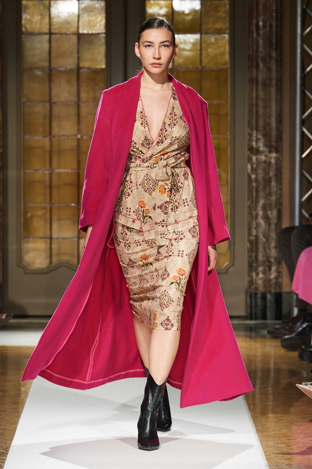 Cristina Beautiful Life Fall 2022 Fashion Show