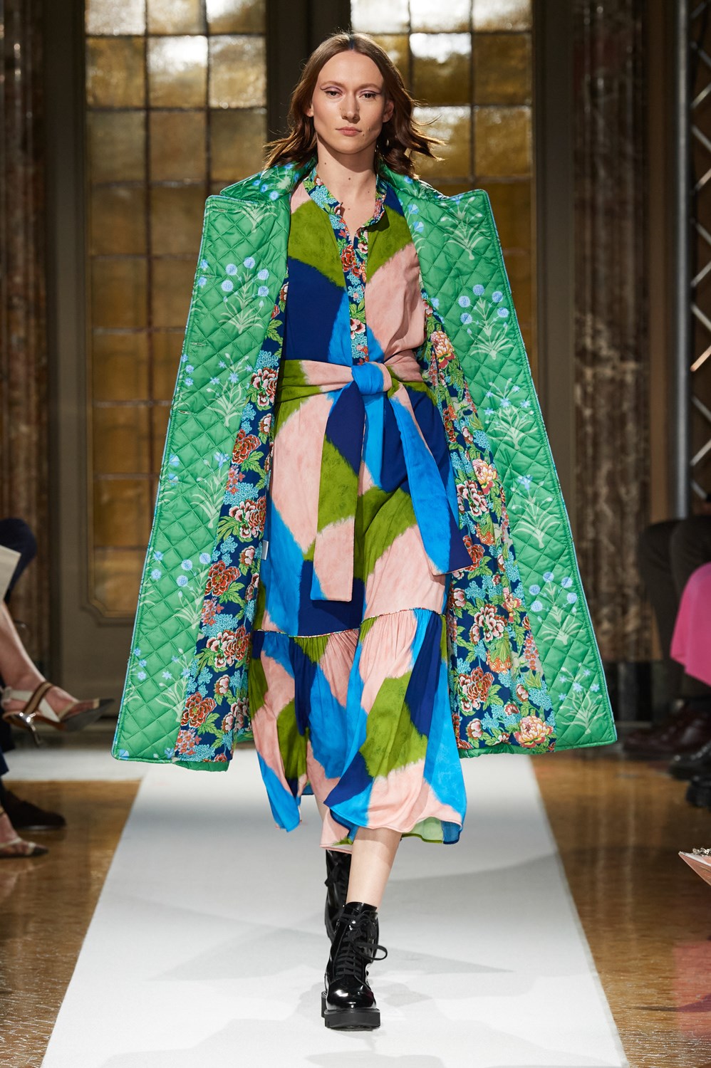 Cristina Beautiful Life Fall 2022 Fashion Show