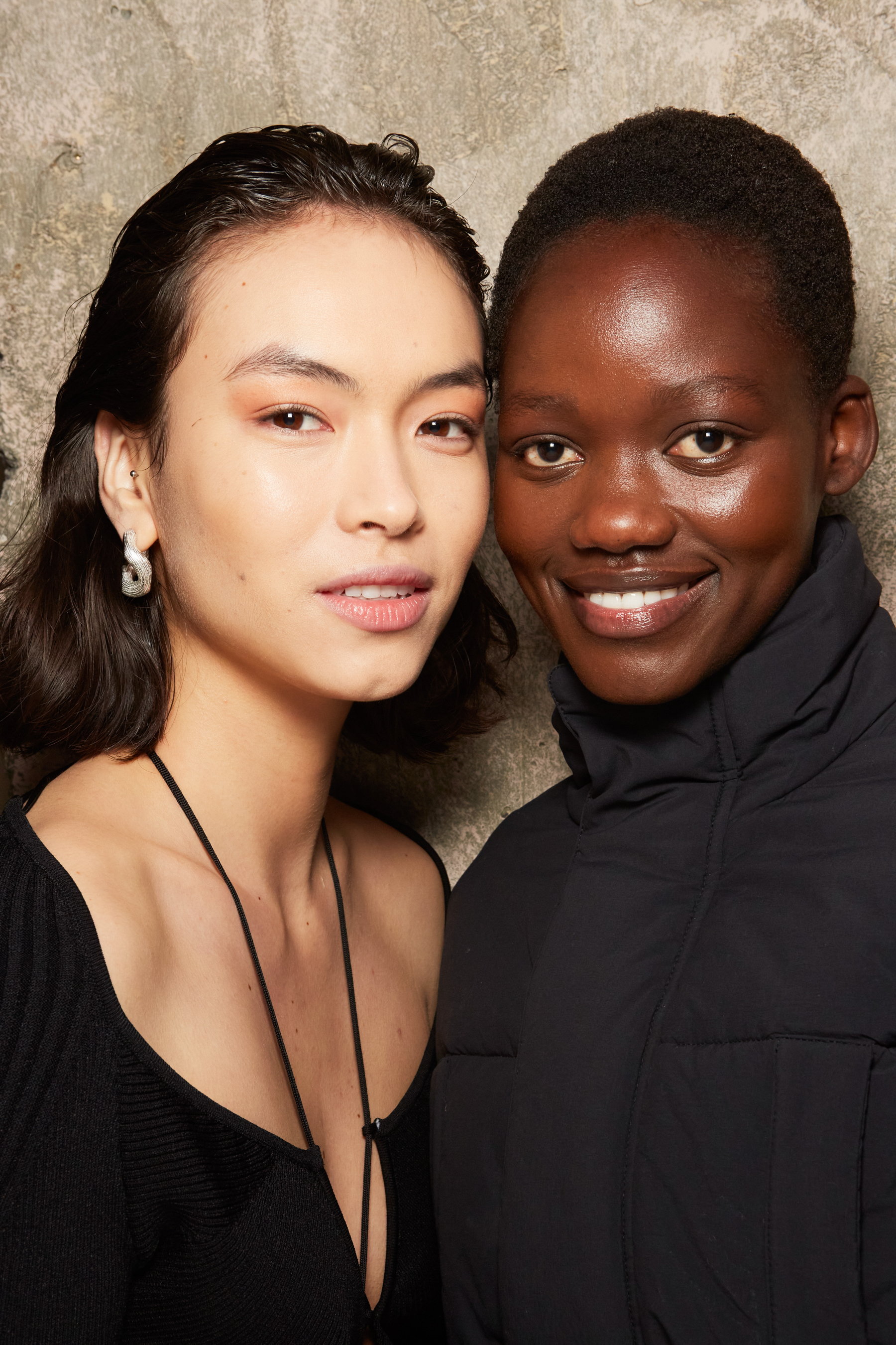 Nensi Dojaka Fall 2022 Fashion Show Backstage