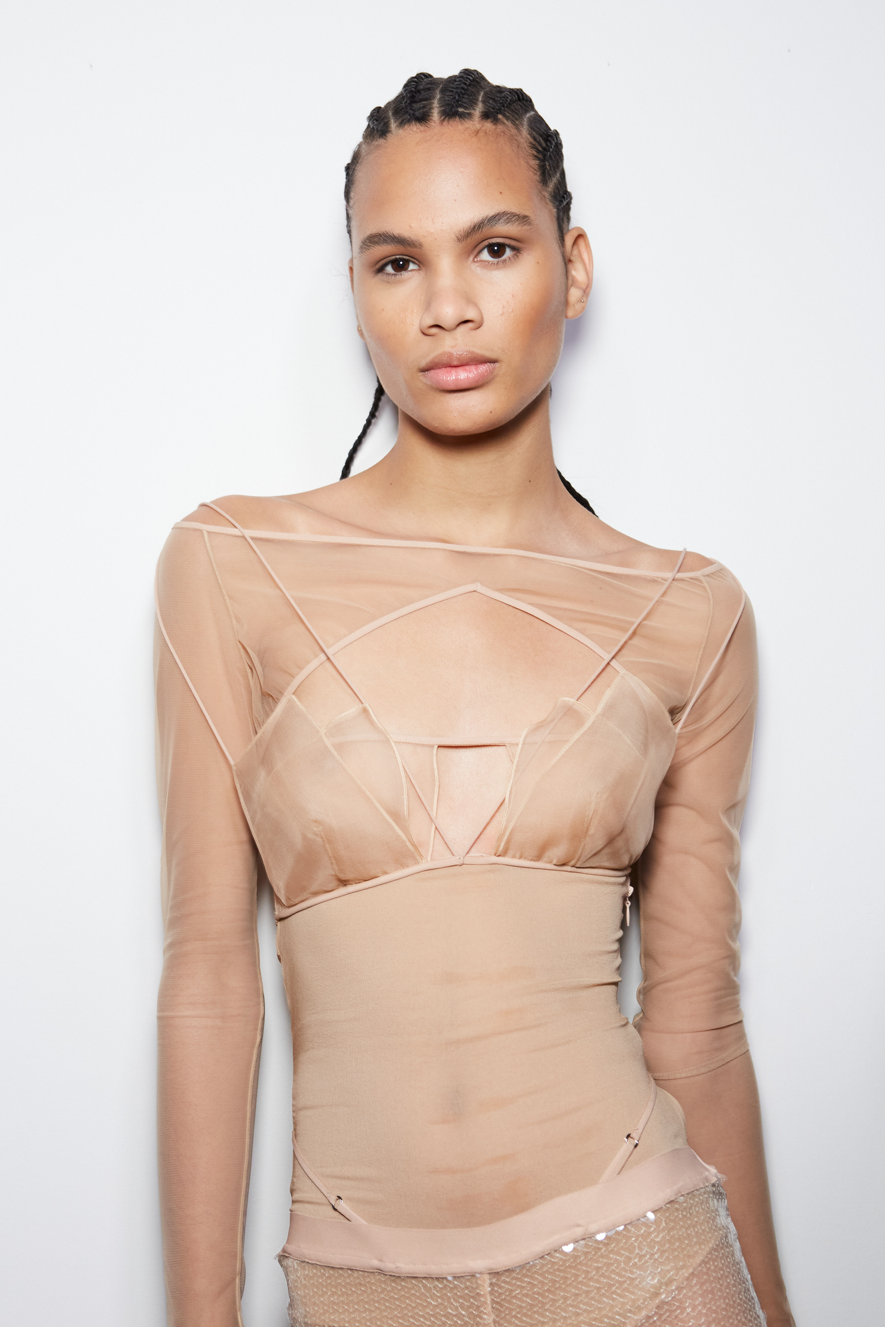 Nensi Dojaka Fall 2022 Fashion Show Backstage Fashion Show