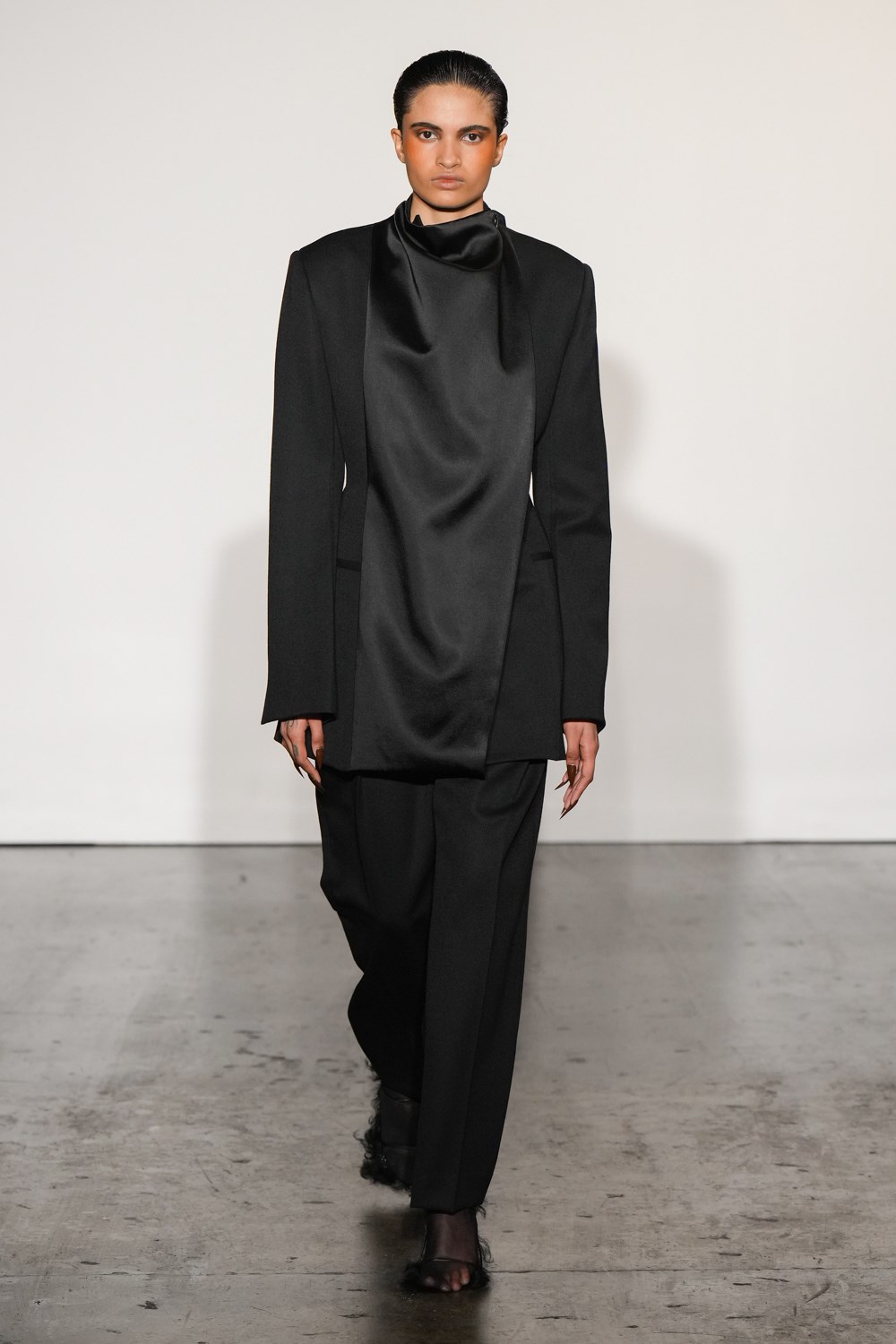 Maximilian Fall 2022 Fashion Show Review | The Impression