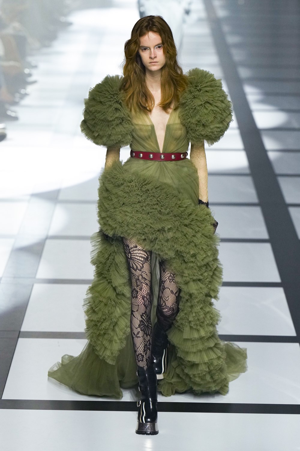 Gucci Fall 2022 Fashion Show