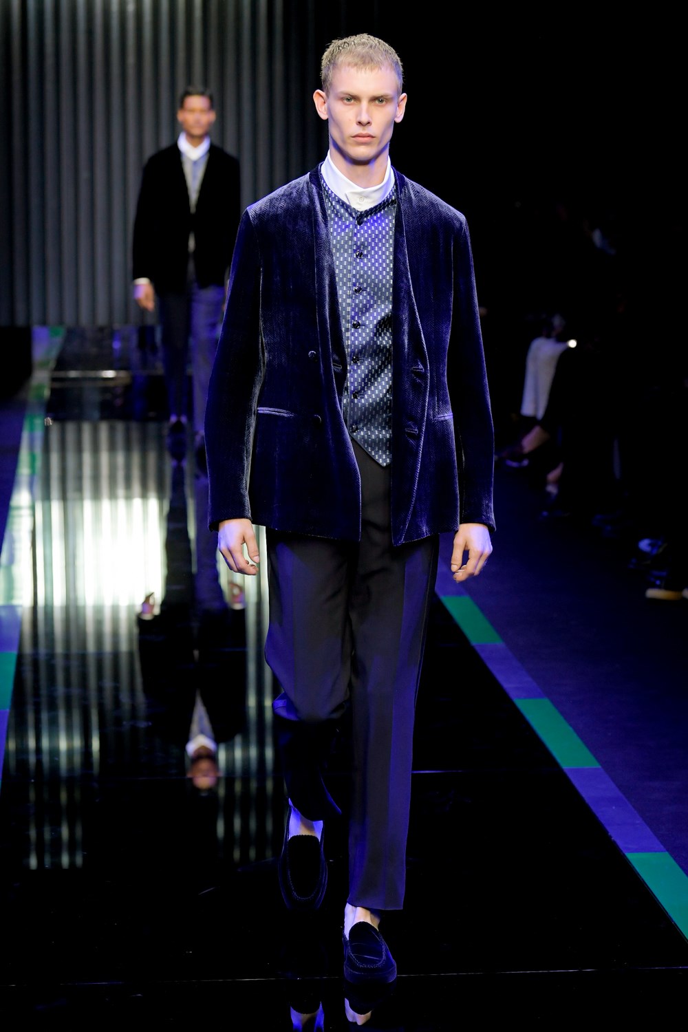 Giorgio Armani Fall 2022 Fashion Show