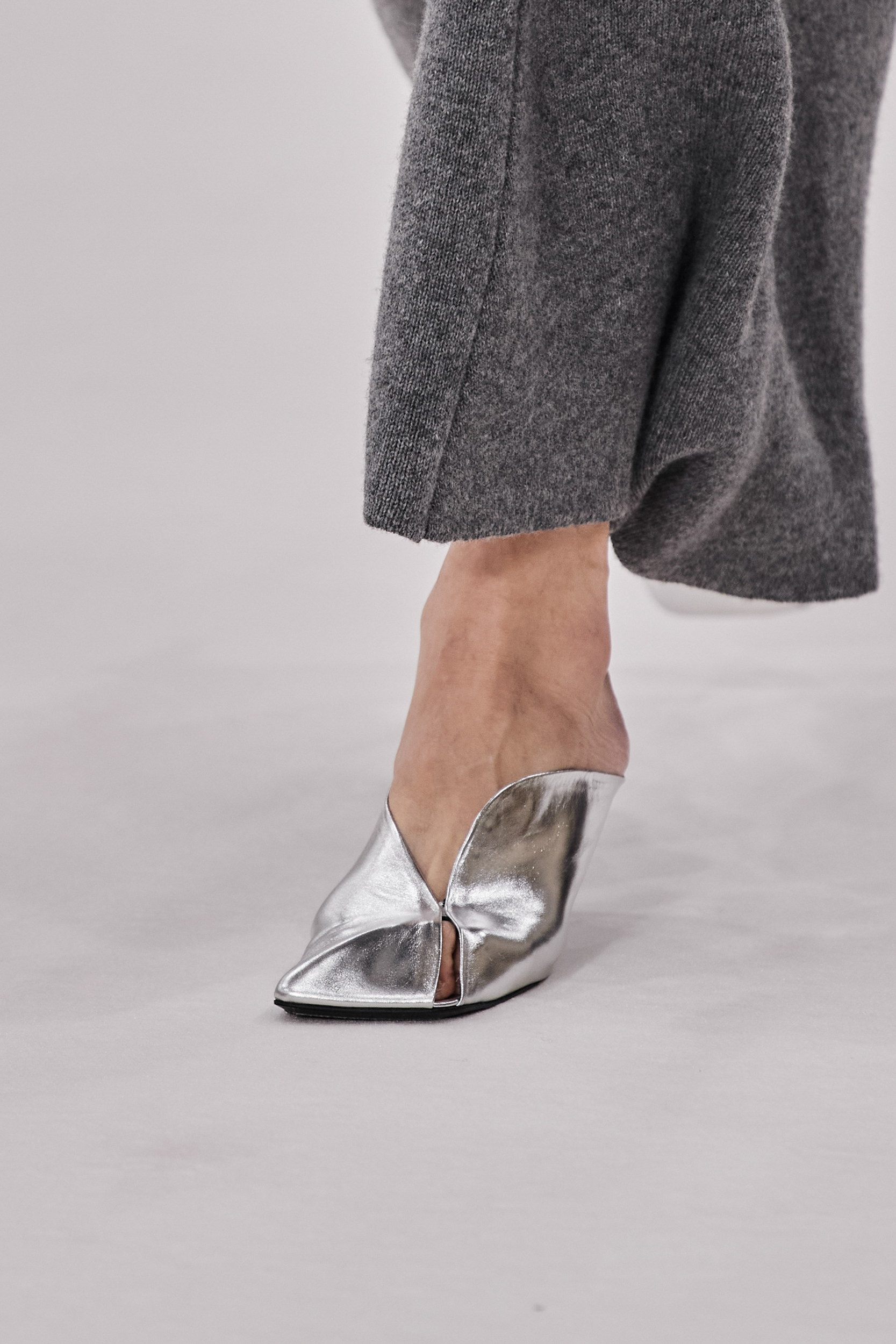 Jil Sander Fall 2022 Fashion Show Details Fashion Show