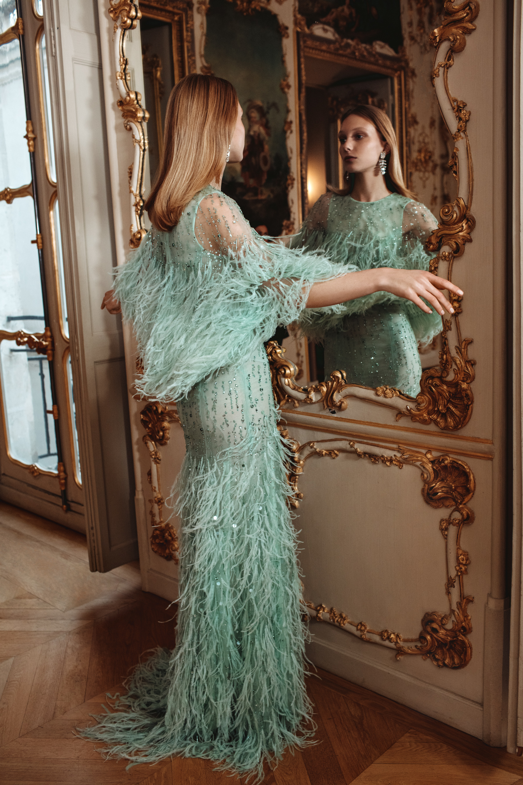Monique Lhuillier Fall 2022 Fashion Show 