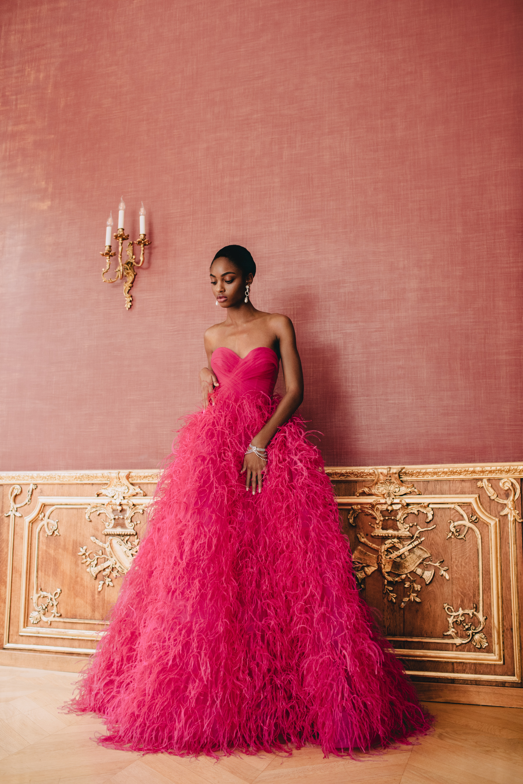Monique Lhuillier Fall 2022 Fashion Show 