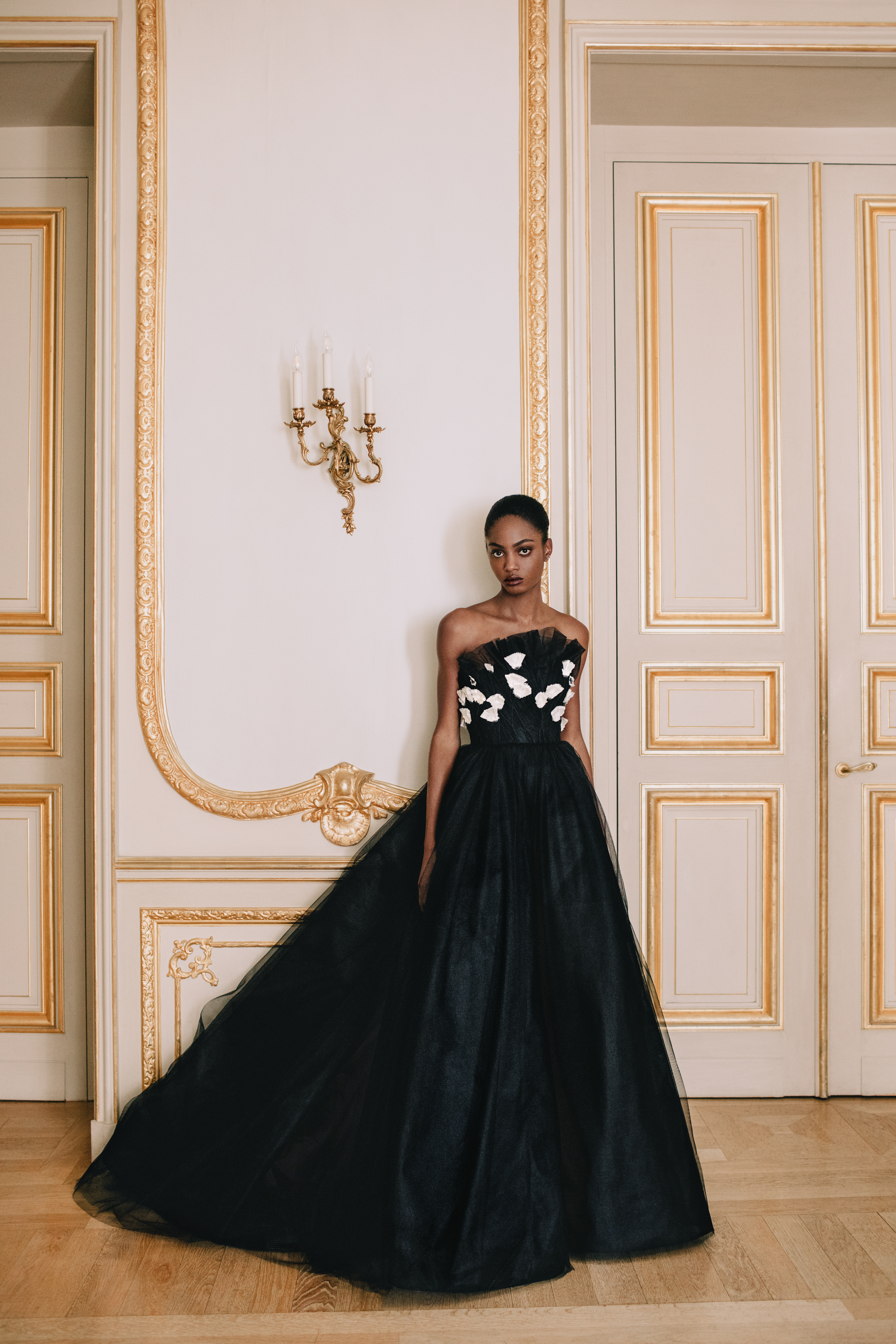 Monique Lhuillier Fall 2022 Fashion Show 