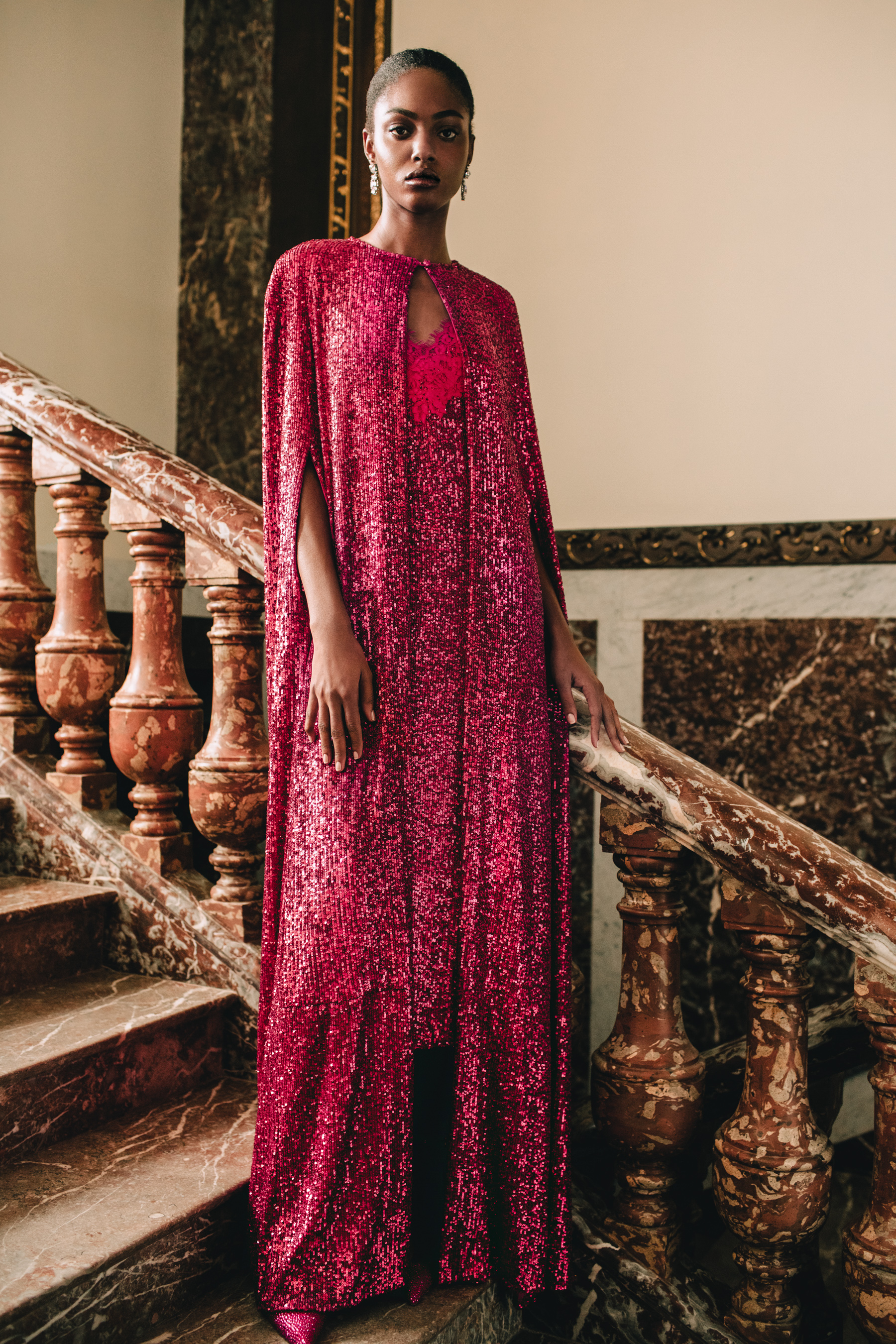 Monique Lhuillier Fall 2022 Fashion Show 