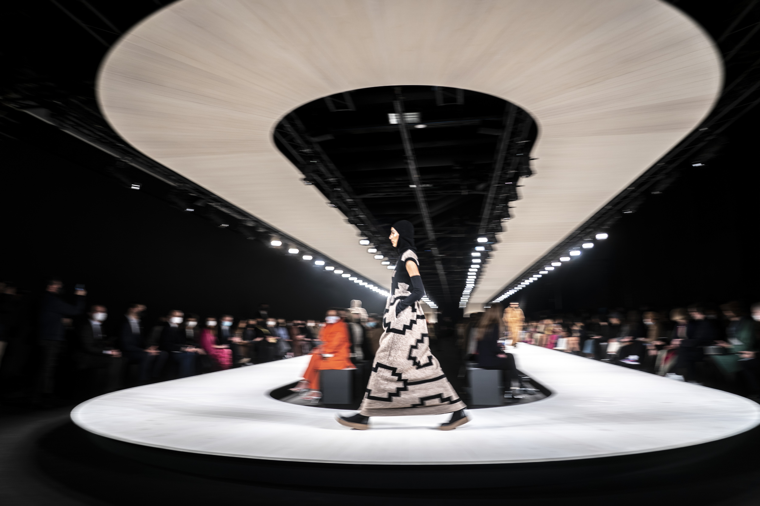 Max Mara Fall 2022 Fashion Show Atmosphere Fashion Show | The Impression