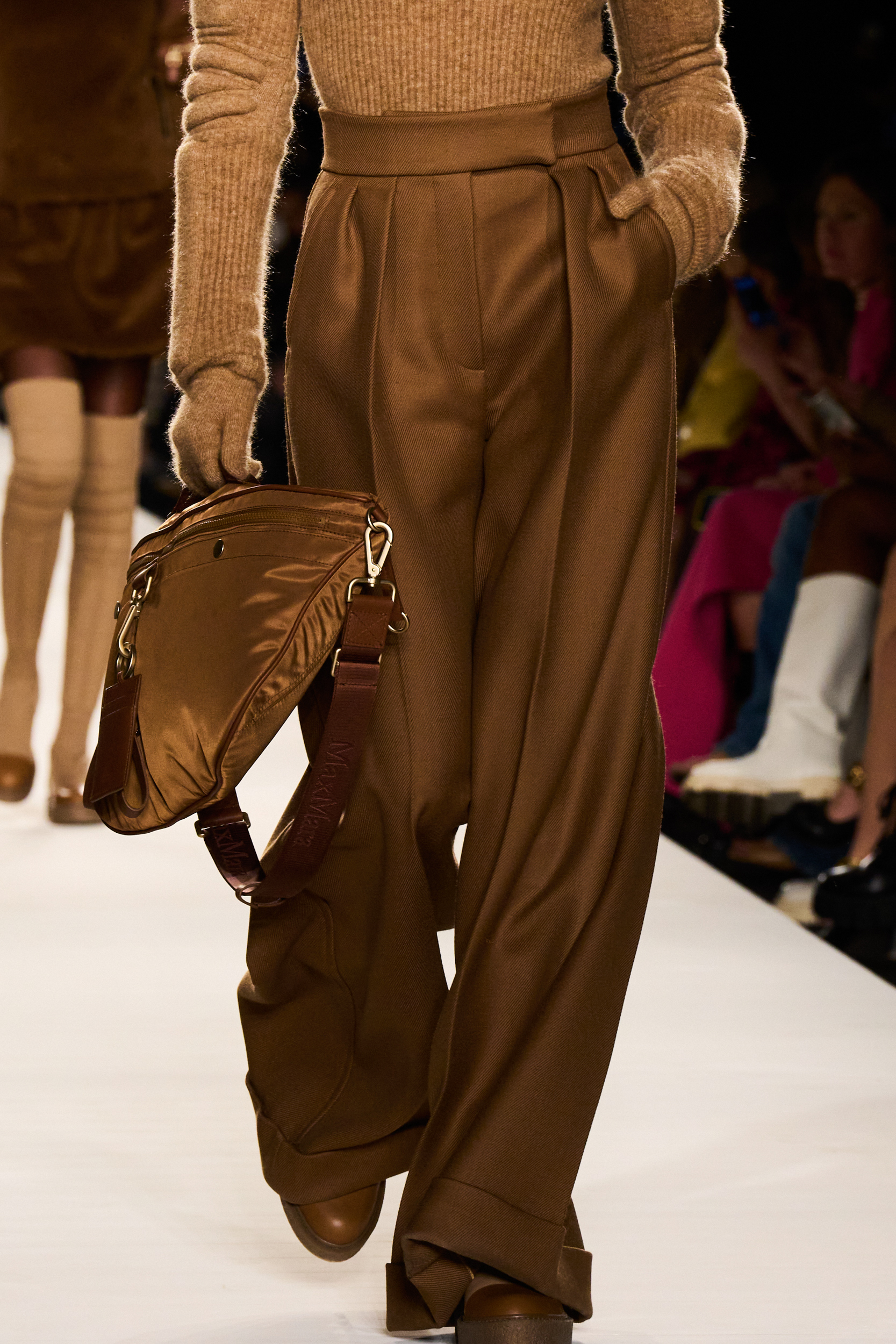 Max Mara Fall 2022 Fashion Show Details Fashion Show