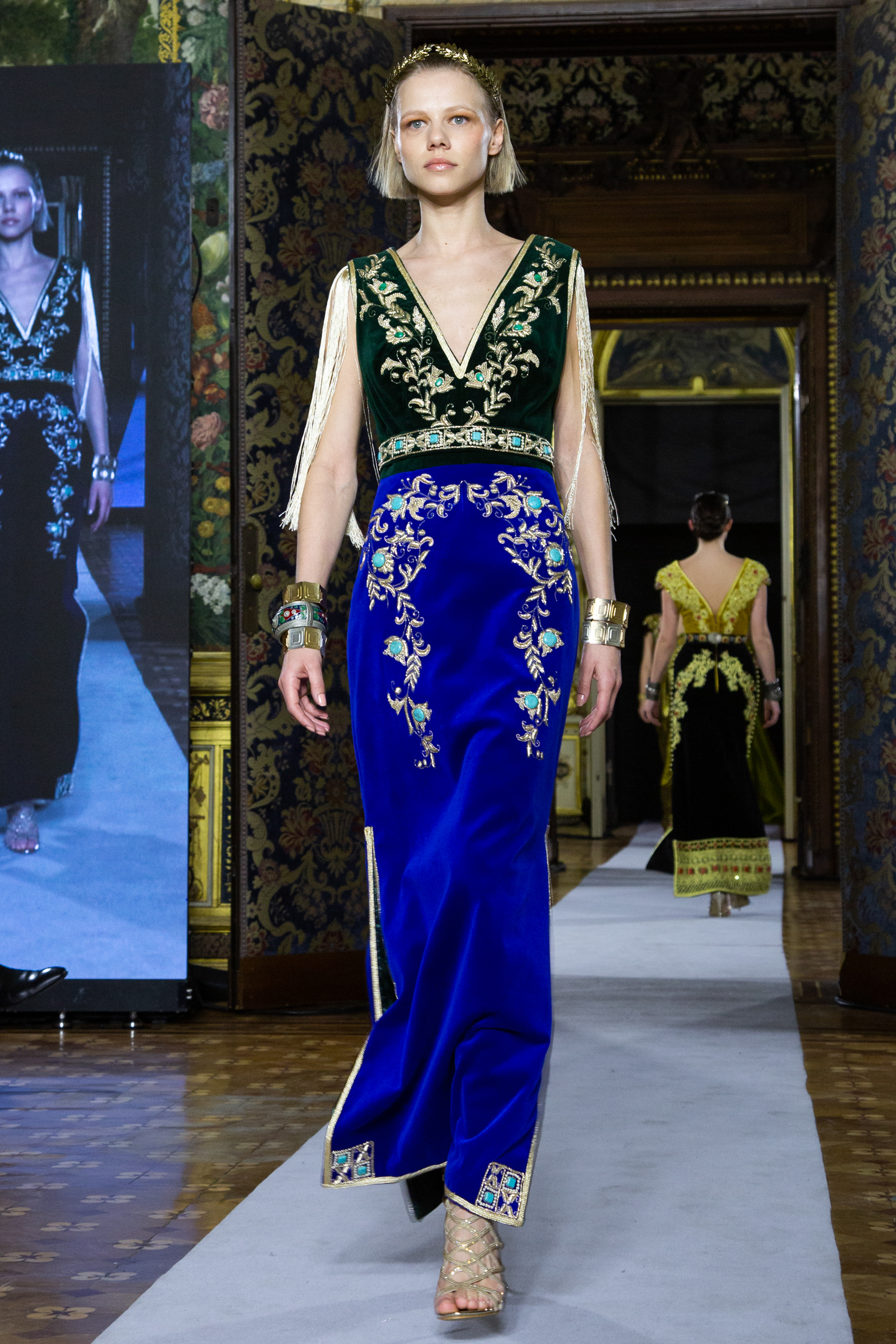 Maison Menouba Fall 2022 Fashion Show 