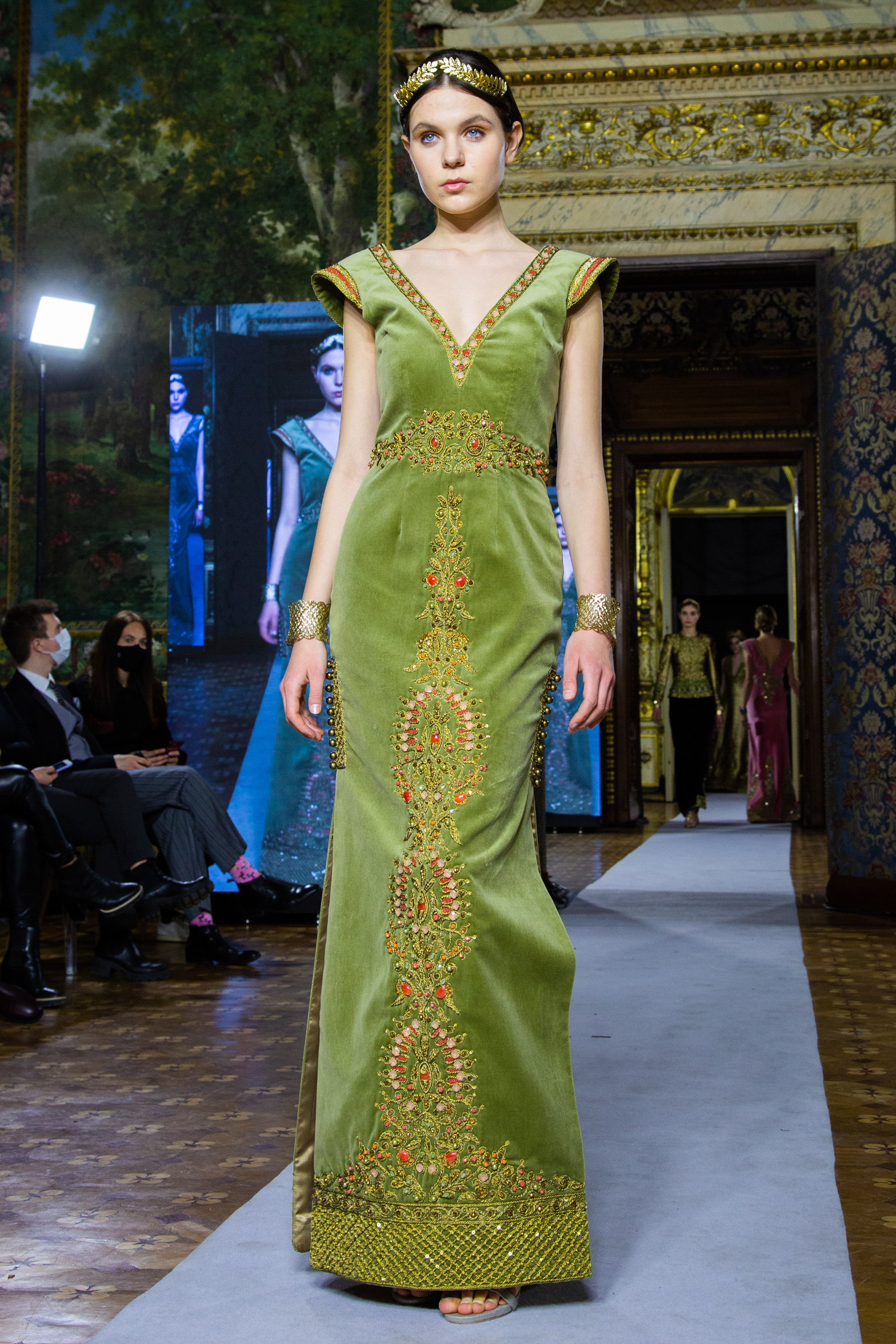 Maison Menouba Fall 2022 Fashion Show 