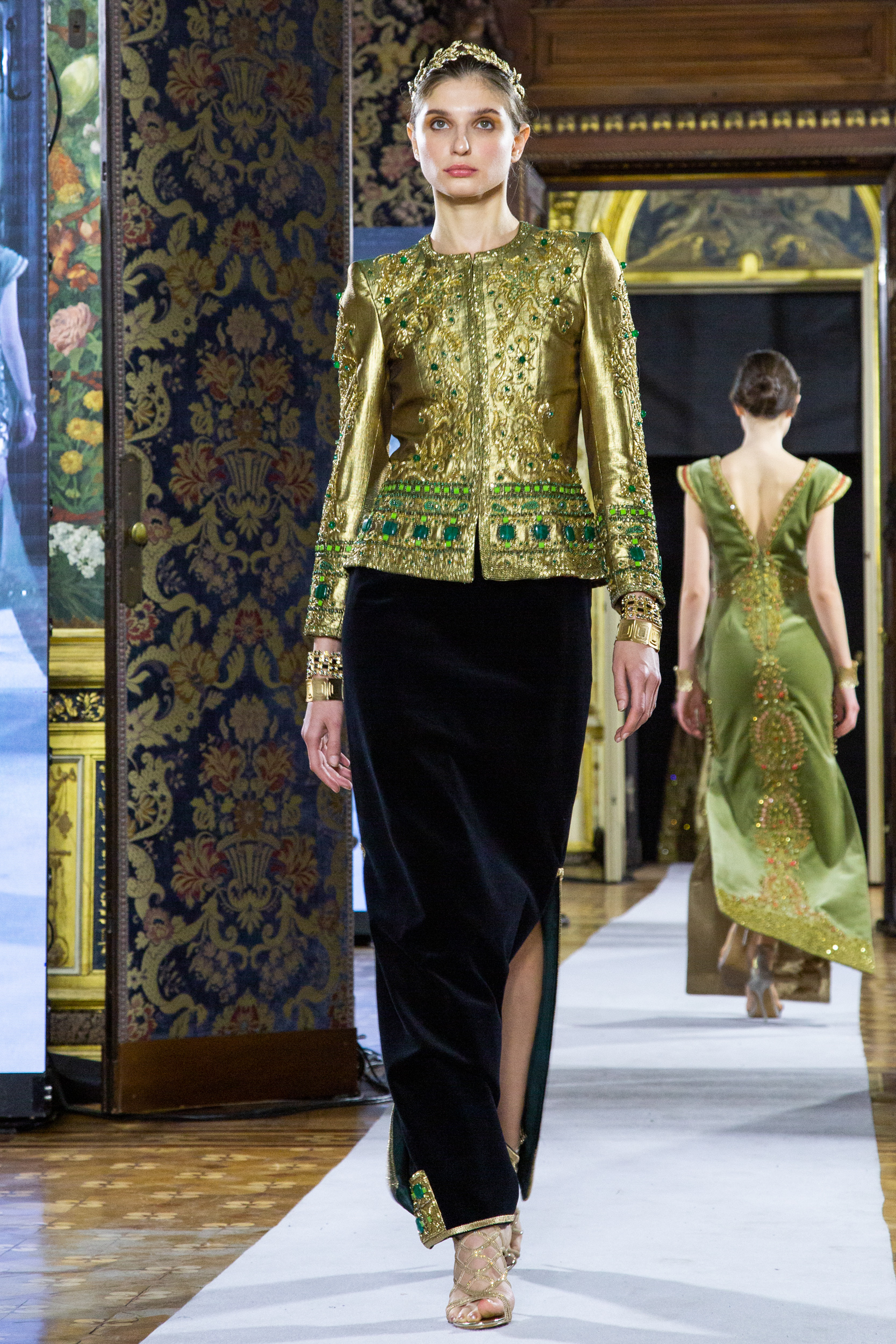 Maison Menouba Fall 2022 Fashion Show 