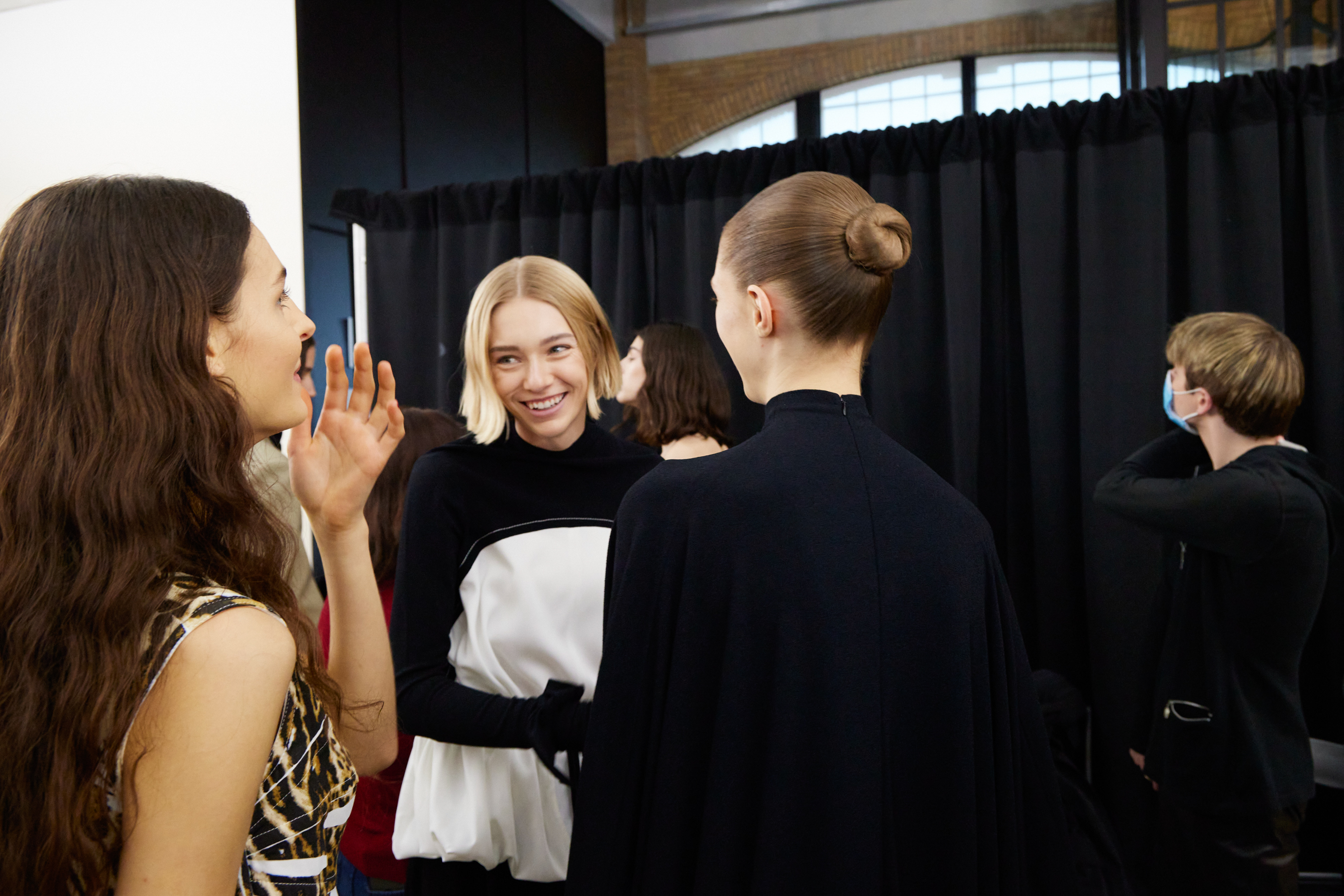 Proenza Schouler Fall 2022 Fashion Show Backstage Fashion Show