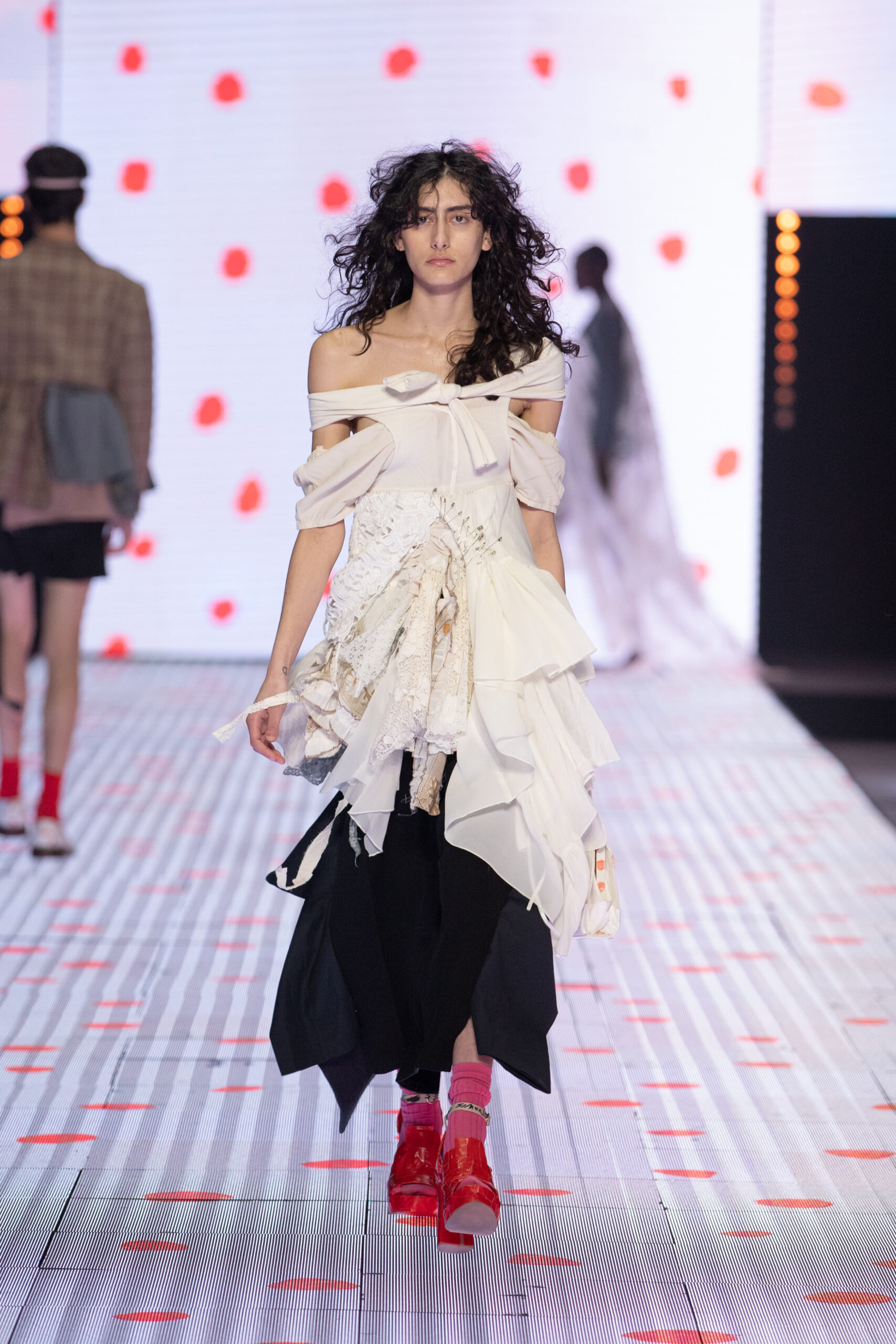 Simon Cracker Fall 2022 Fashion Show