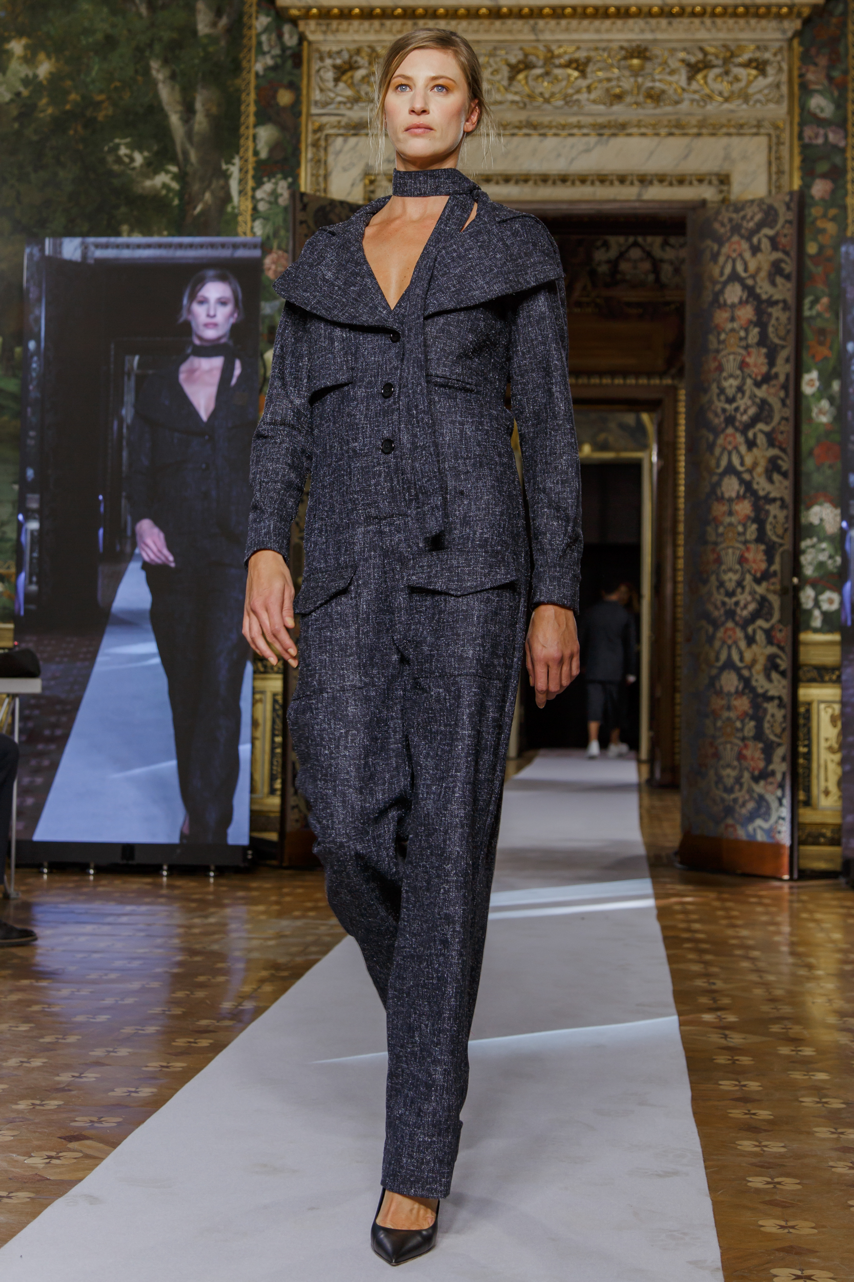 Sophia Nubes Fall 2022 Fashion Show 