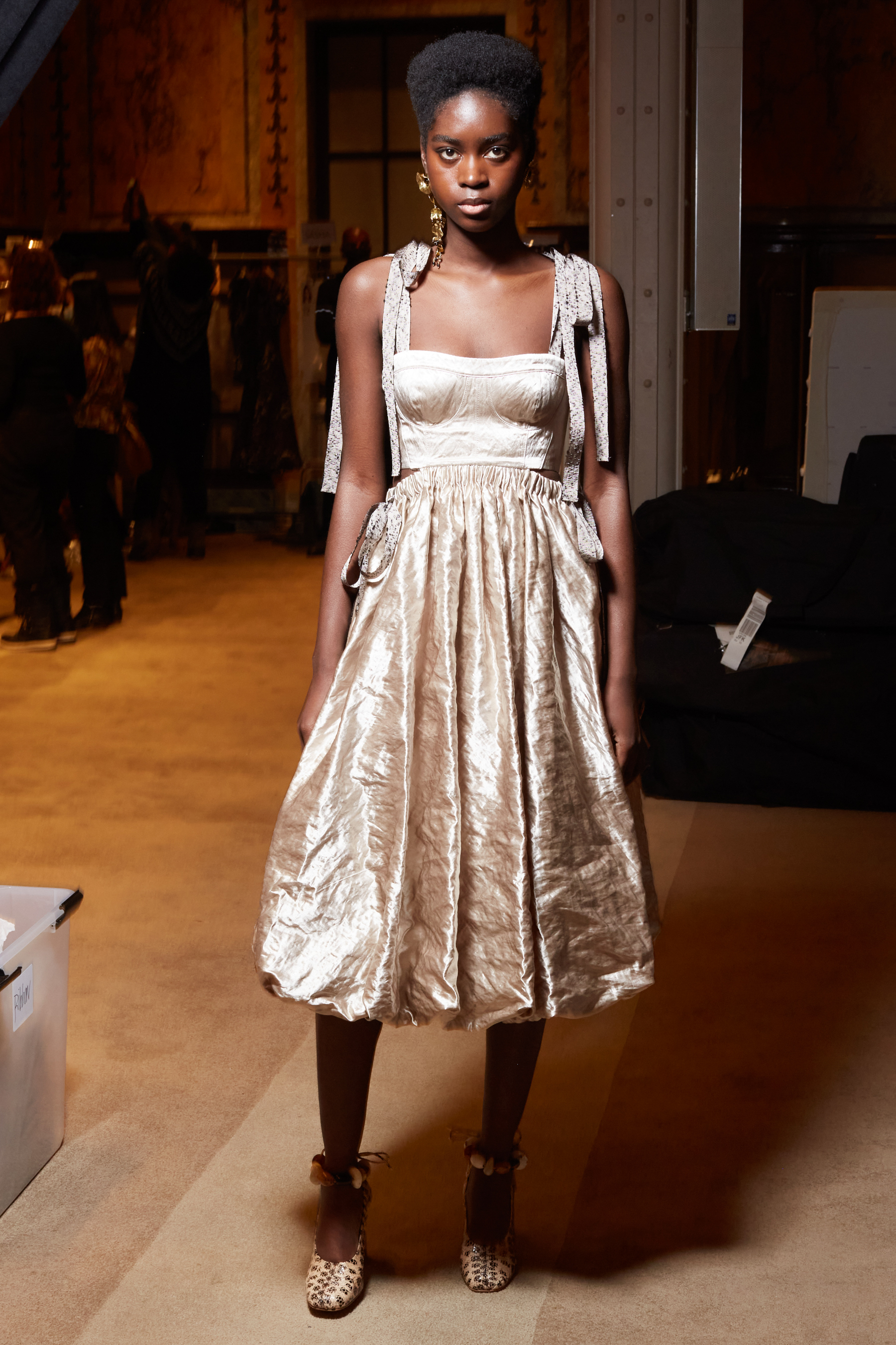 Ulla Johnson Fall 2022 Fashion Show Backstage Fashion Show