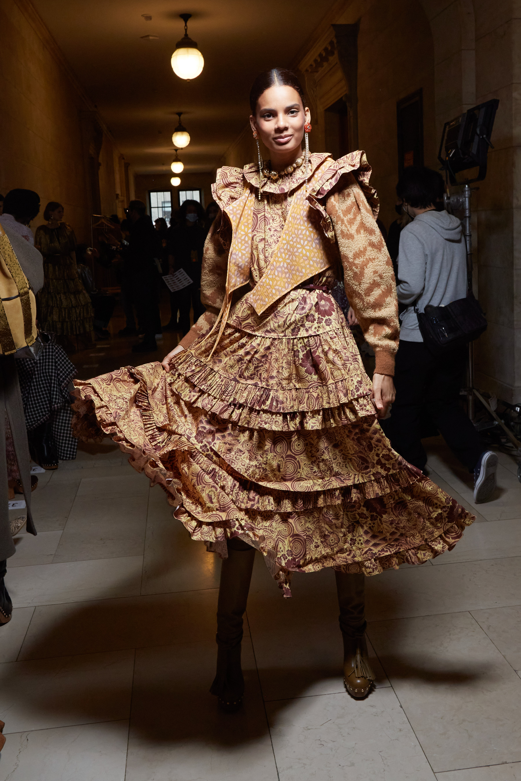 Ulla Johnson Fall 2022 Fashion Show Backstage Fashion Show