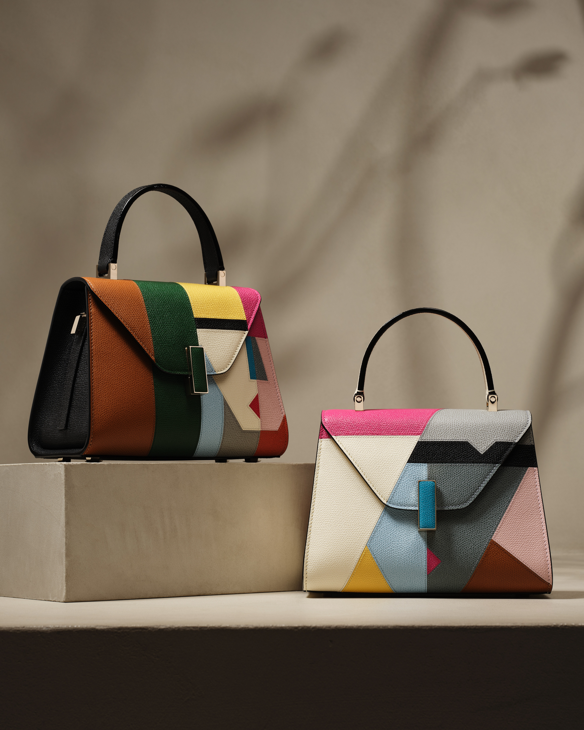 Valextra Fall 2022 Fashion Show 