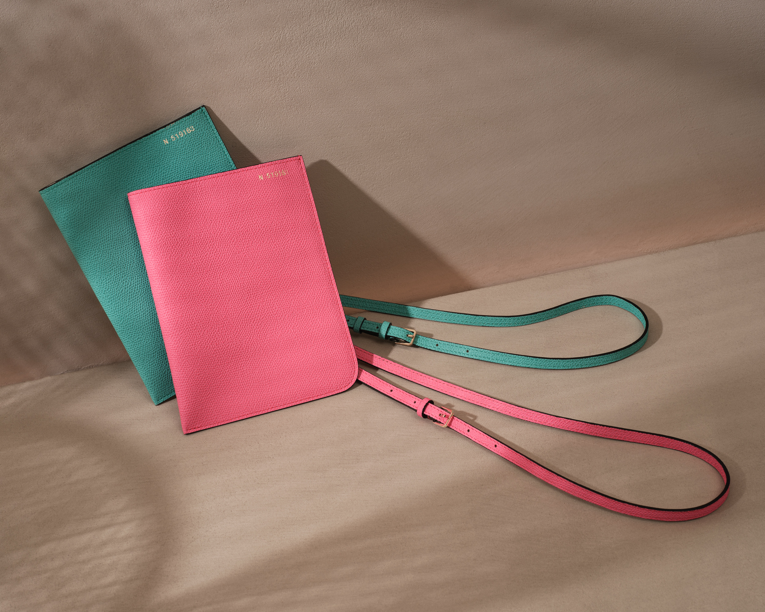 Valextra Fall 2022 Fashion Show 