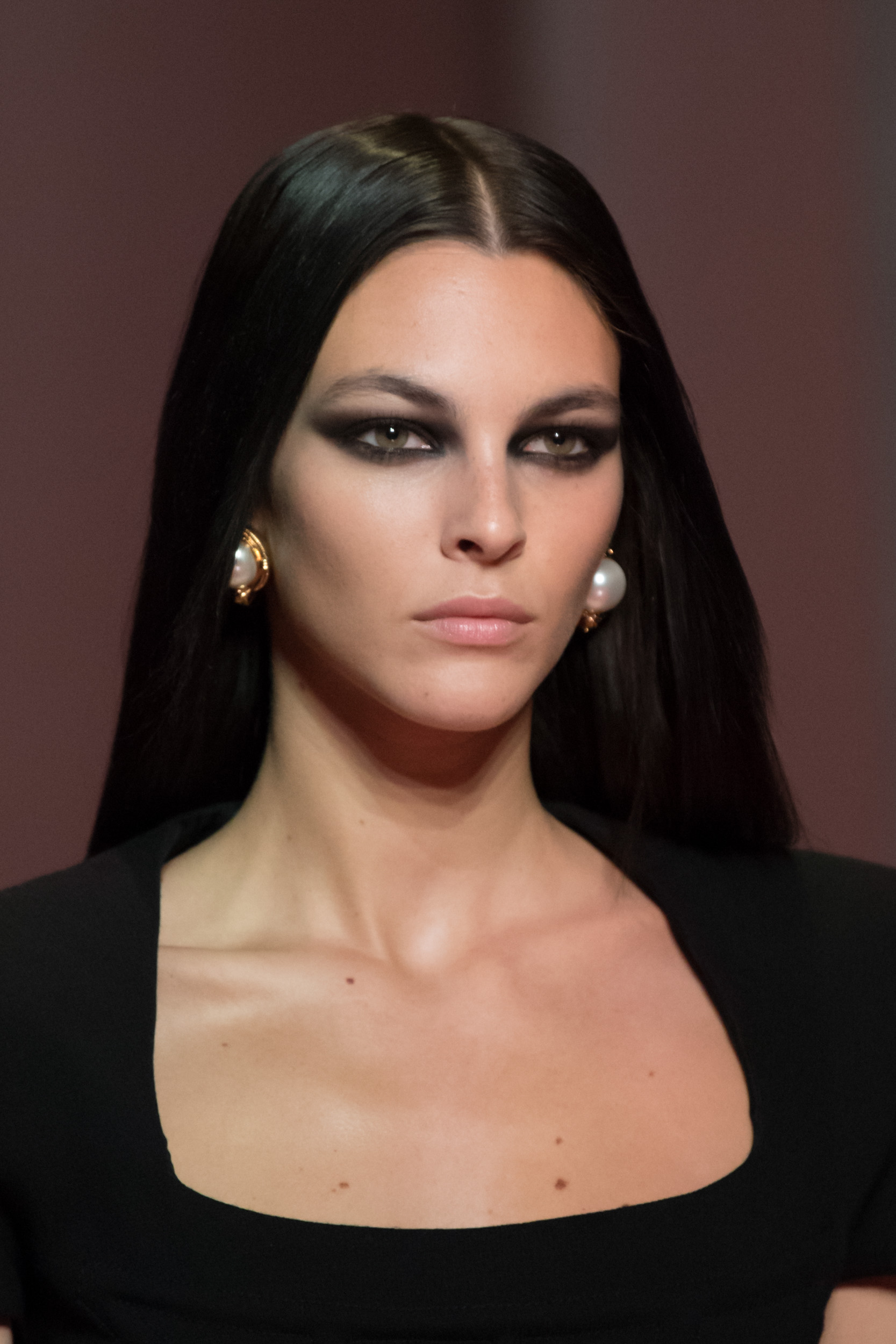 Versace Fall 2022 Fashion Show Details Fashion Show