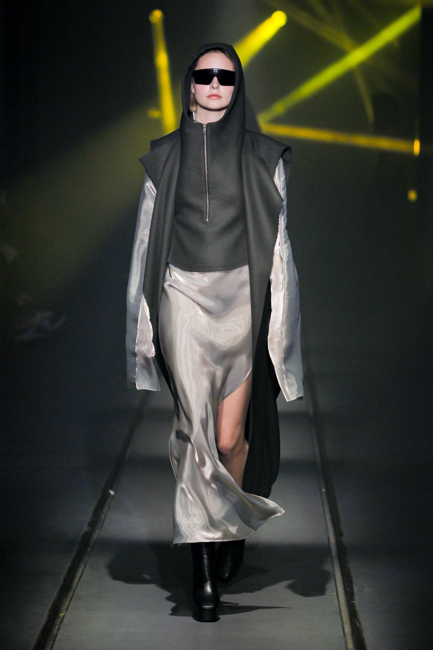 Davii Fall 2022 Fashion Show | The Impression