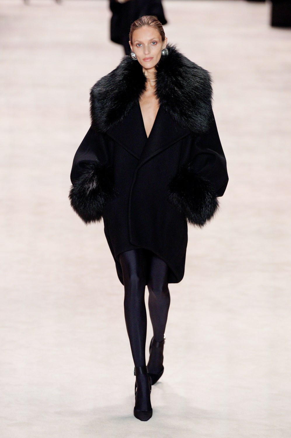 Saint Laurent Fall 2022 Fashion Show