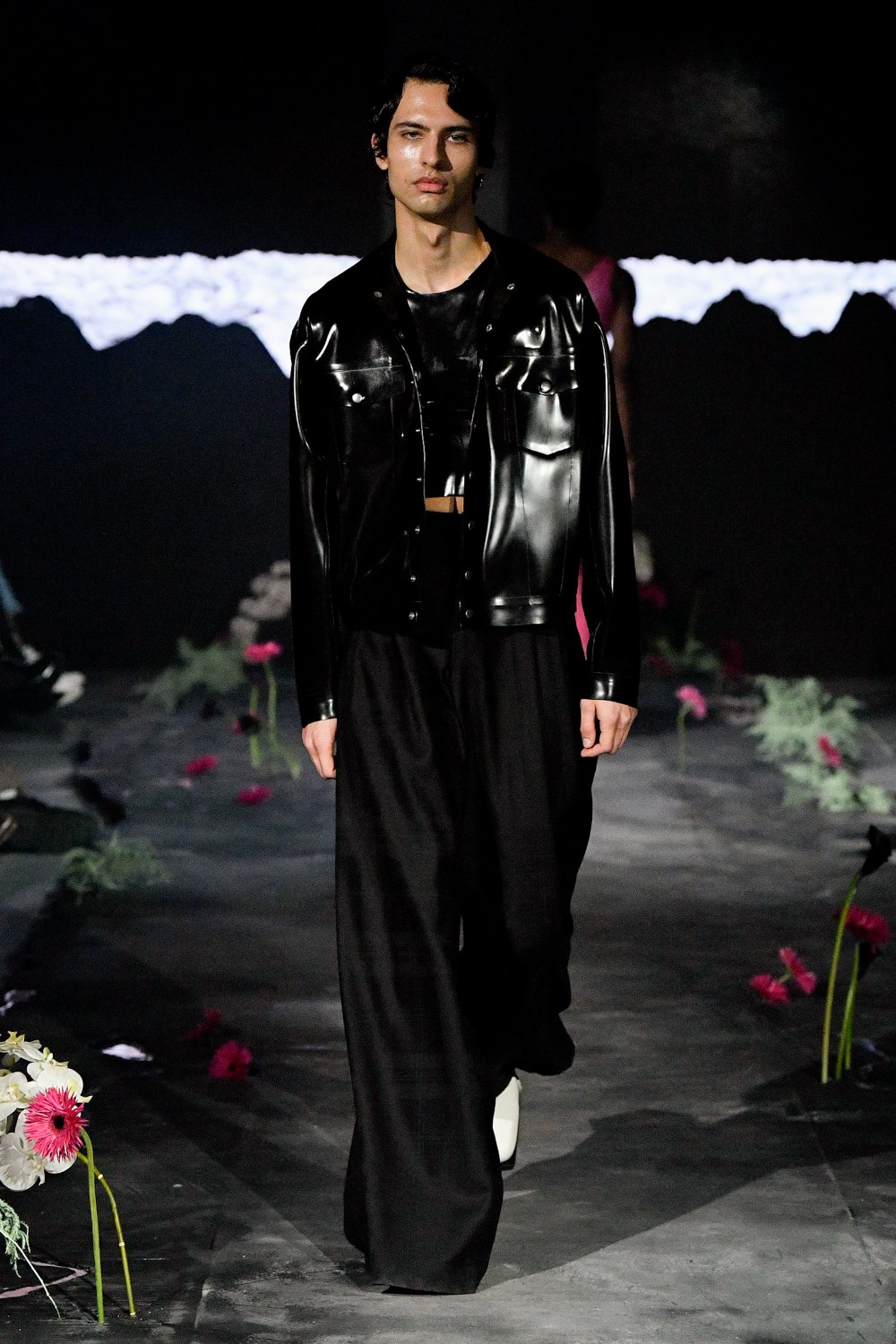 Arthur Avellano Fall 2022 Fashion Show