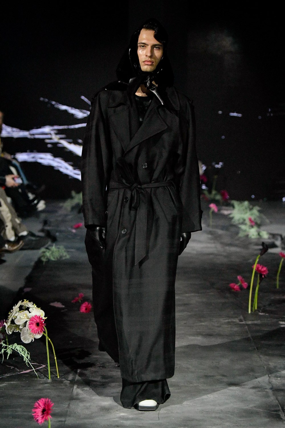 Arthur Avellano Fall 2022 Fashion Show