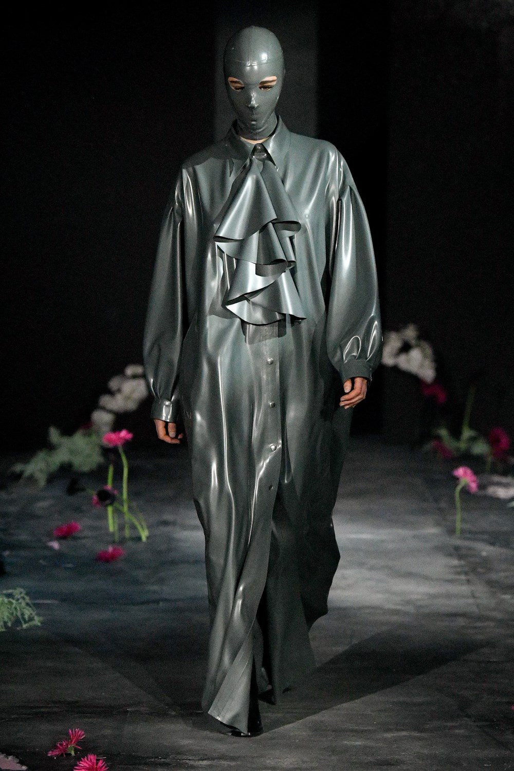 Arthur Avellano Fall 2022 Fashion Show