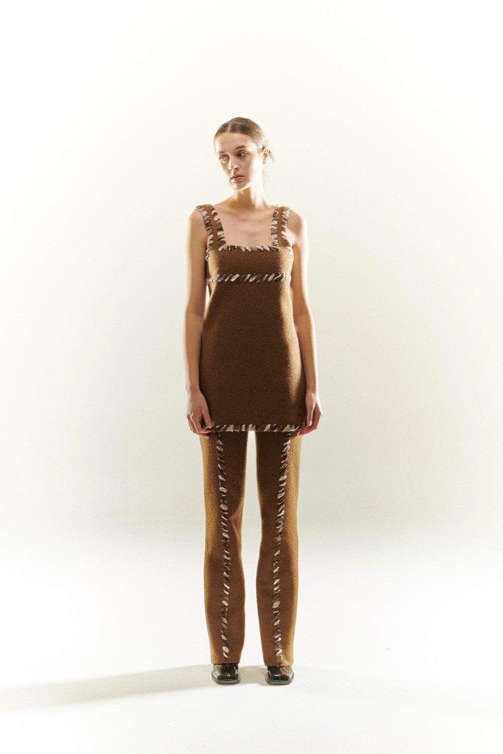 Anne Isabella Fall 2022 Fashion Show