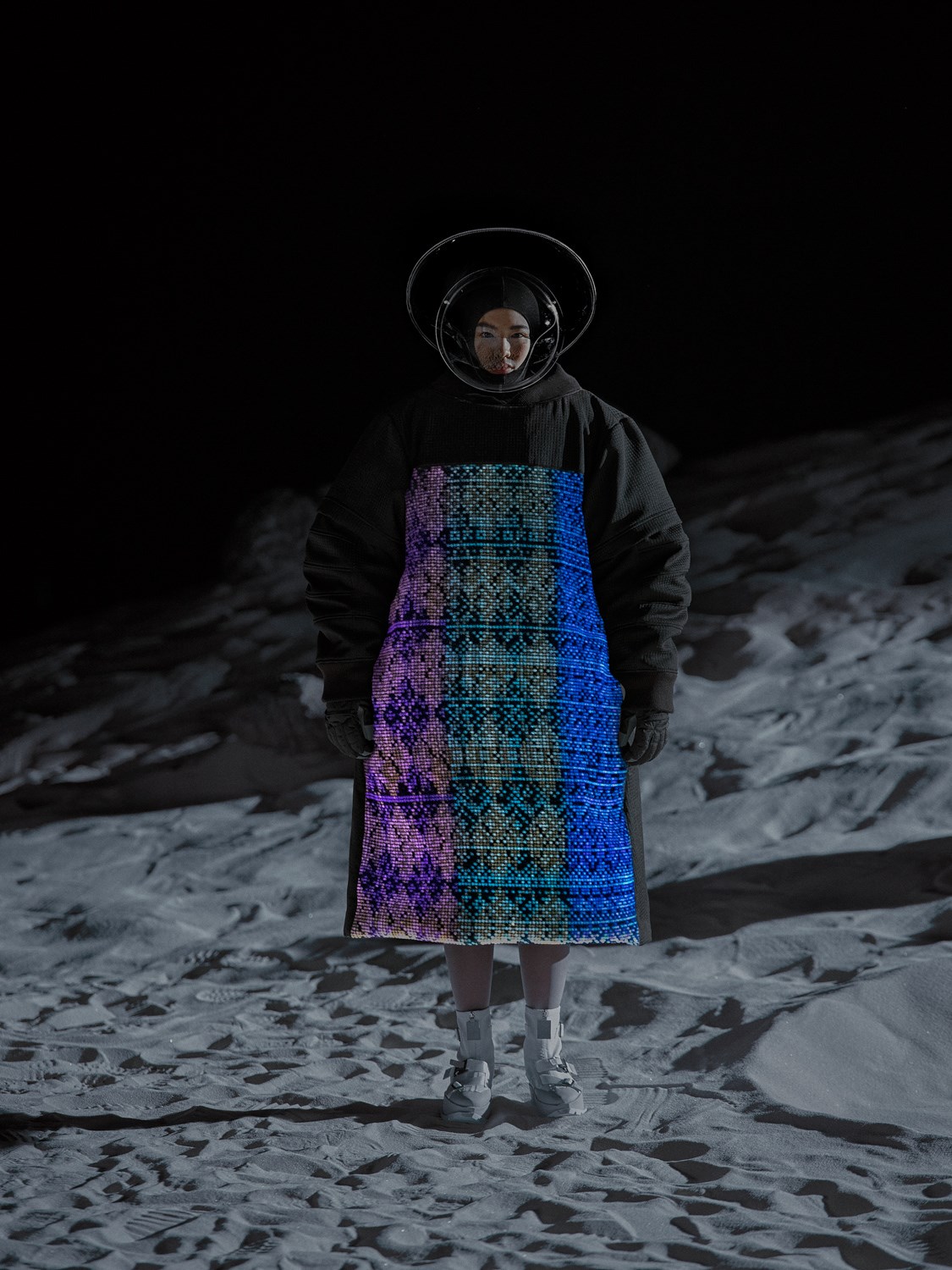 Anrealage Fall 2022 Fashion Show