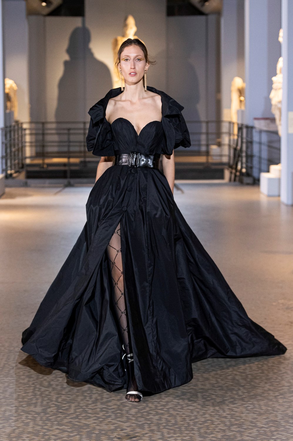 Laura Biagiotti Fall 2022 Fashion Show