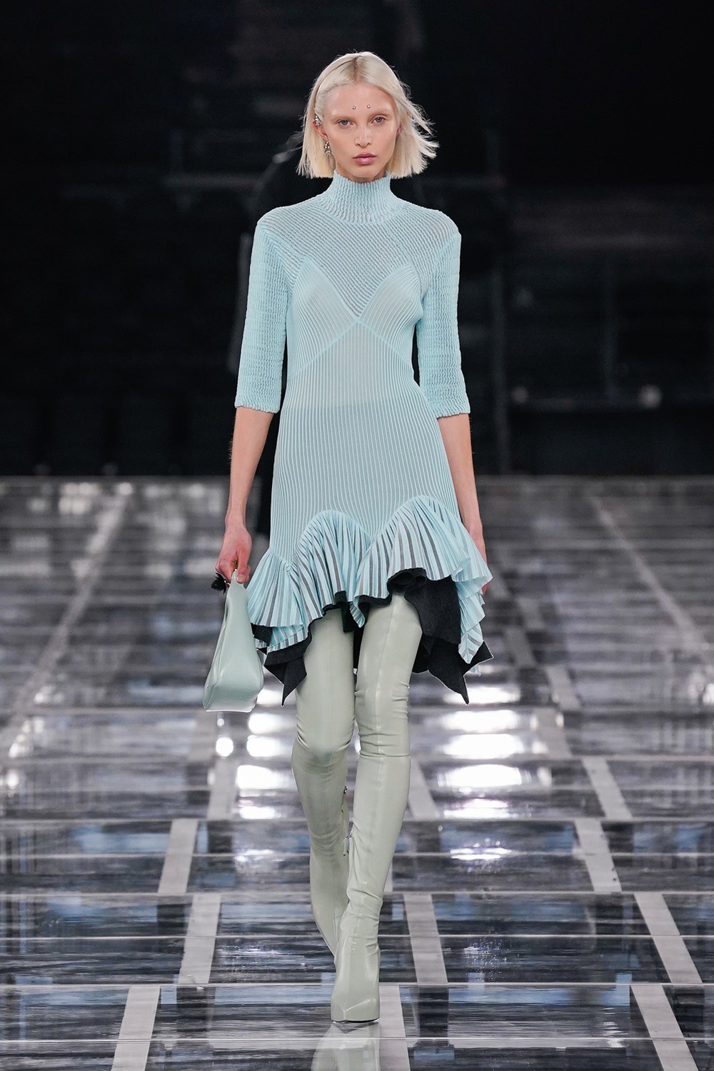 Runway report: The 10 best Fall Winter 2022 fashion trends from the runway  - Mode Rsvp