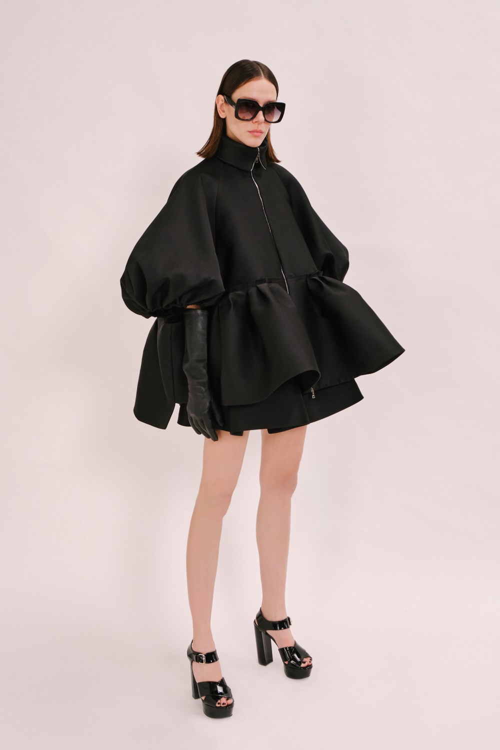 Dice Kayek Fall 2022 Fashion Show