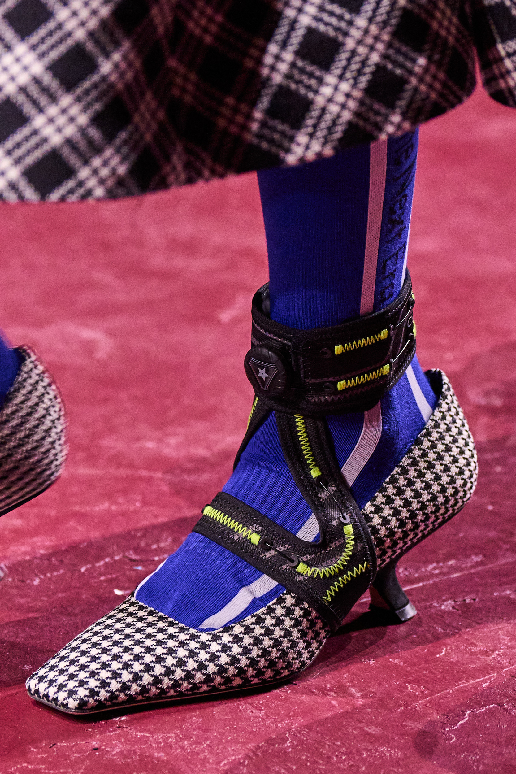 Christian Dior Fall 2022 Fashion Show Details Fashion Show