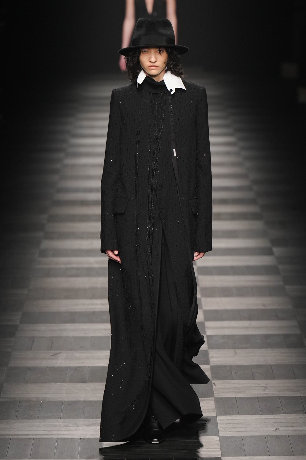 Ann Demeulemeester Fall 2022 Fashion Show