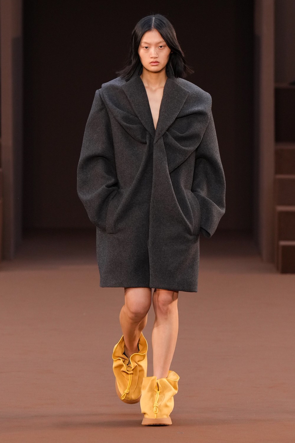 Loewe Fall 2022 Fashion Show