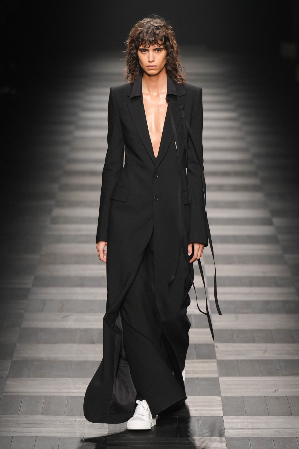 Ann Demeulemeester Fall 2022 Fashion Show