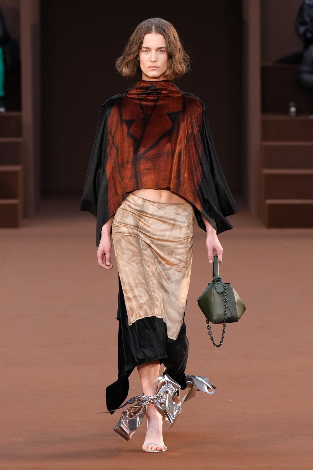 Loewe Fall 2022 Fashion Show