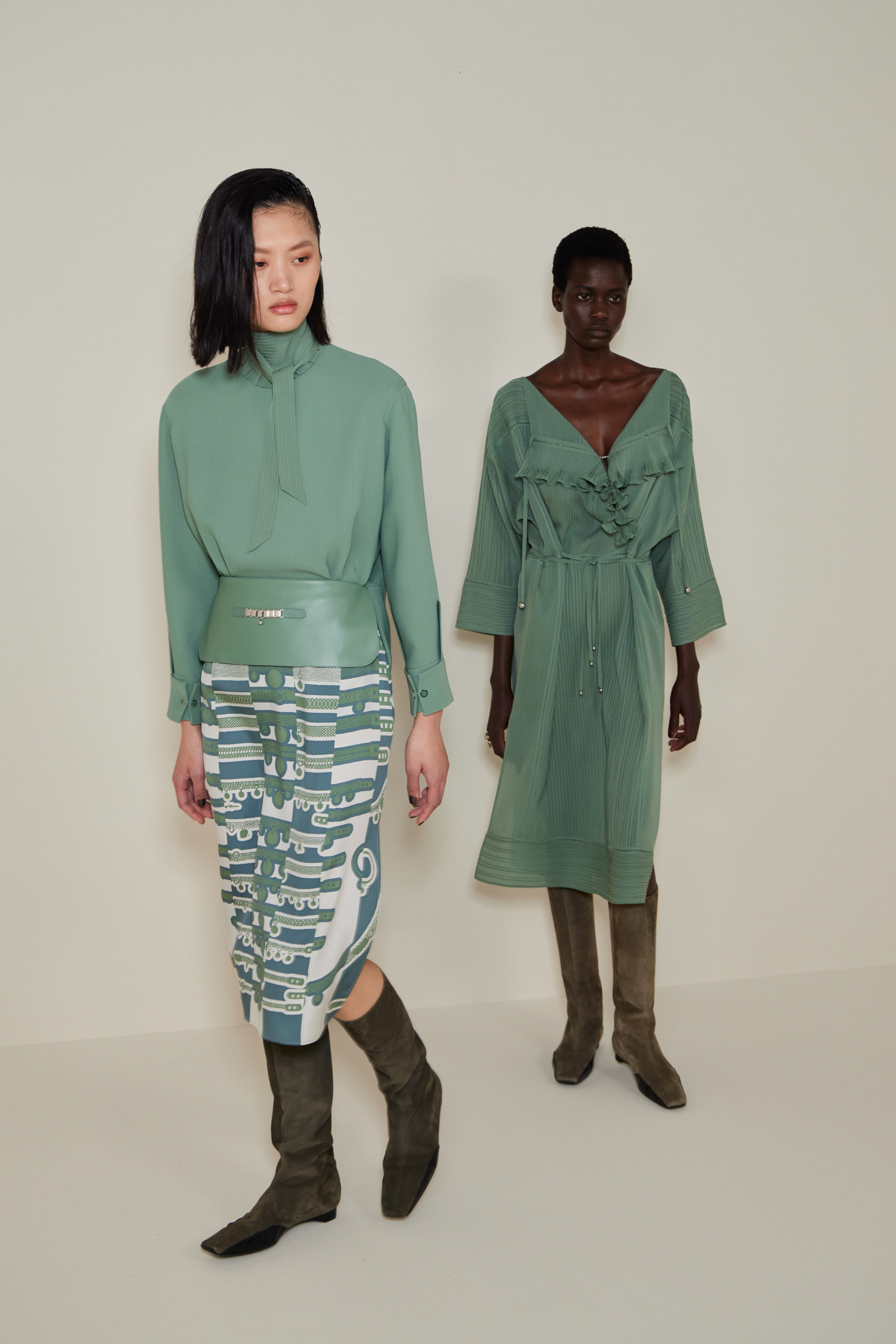 Hermes Fall 2022 Fashion Show Backstage Fashion Show