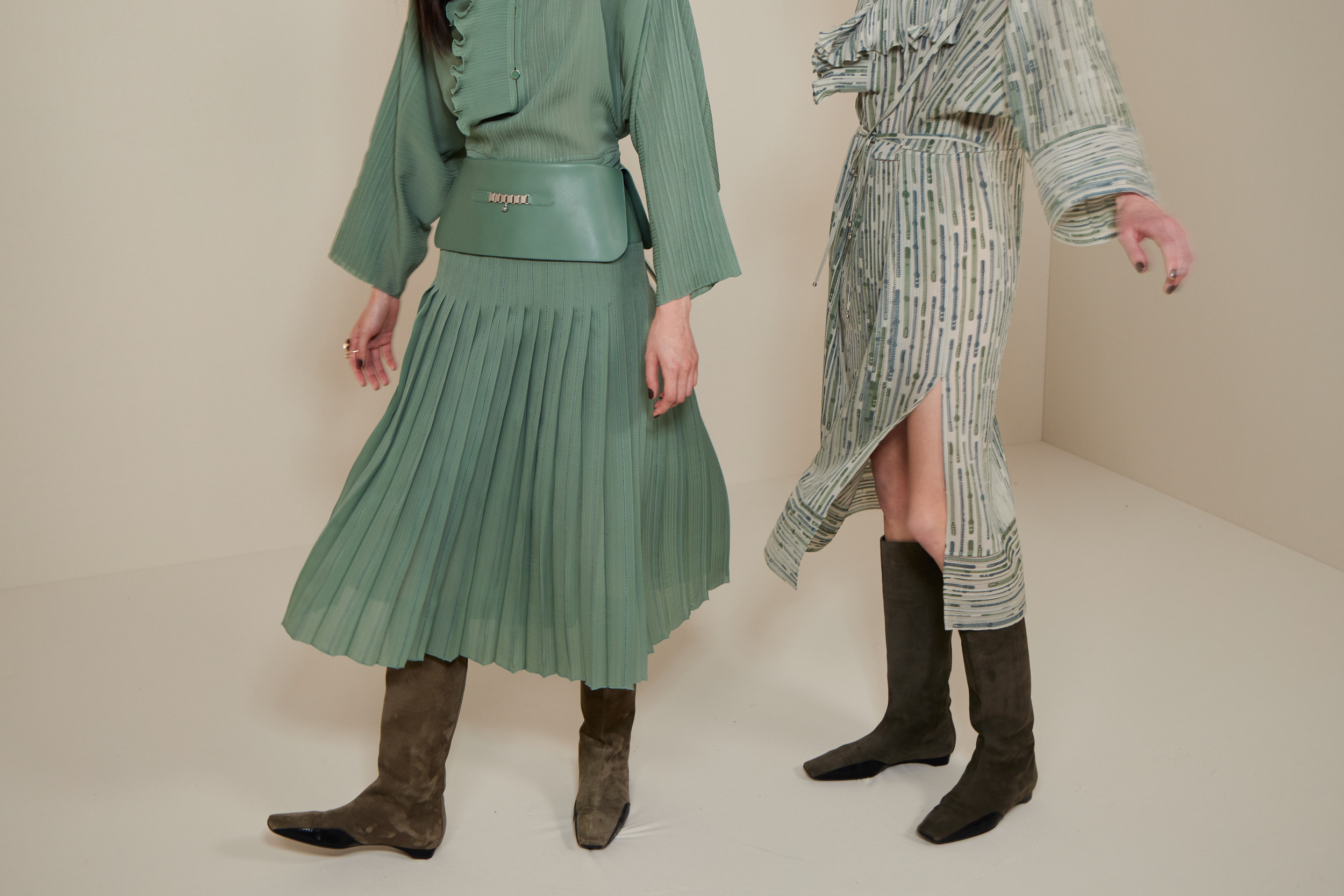 Hermes Fall 2022 Fashion Show Backstage Fashion Show