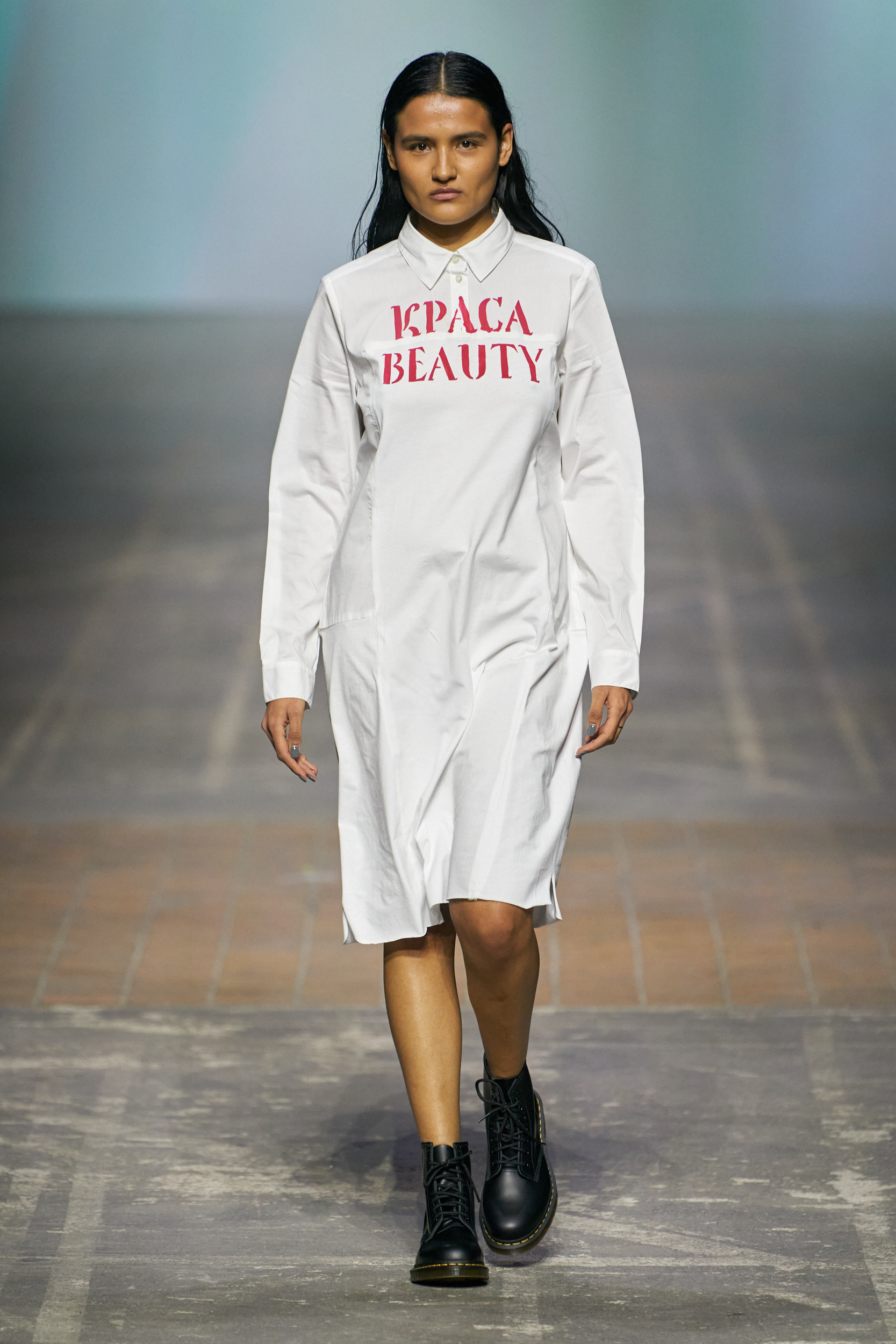 Jean Gritsfeldt Fall 2022 Fashion Show 