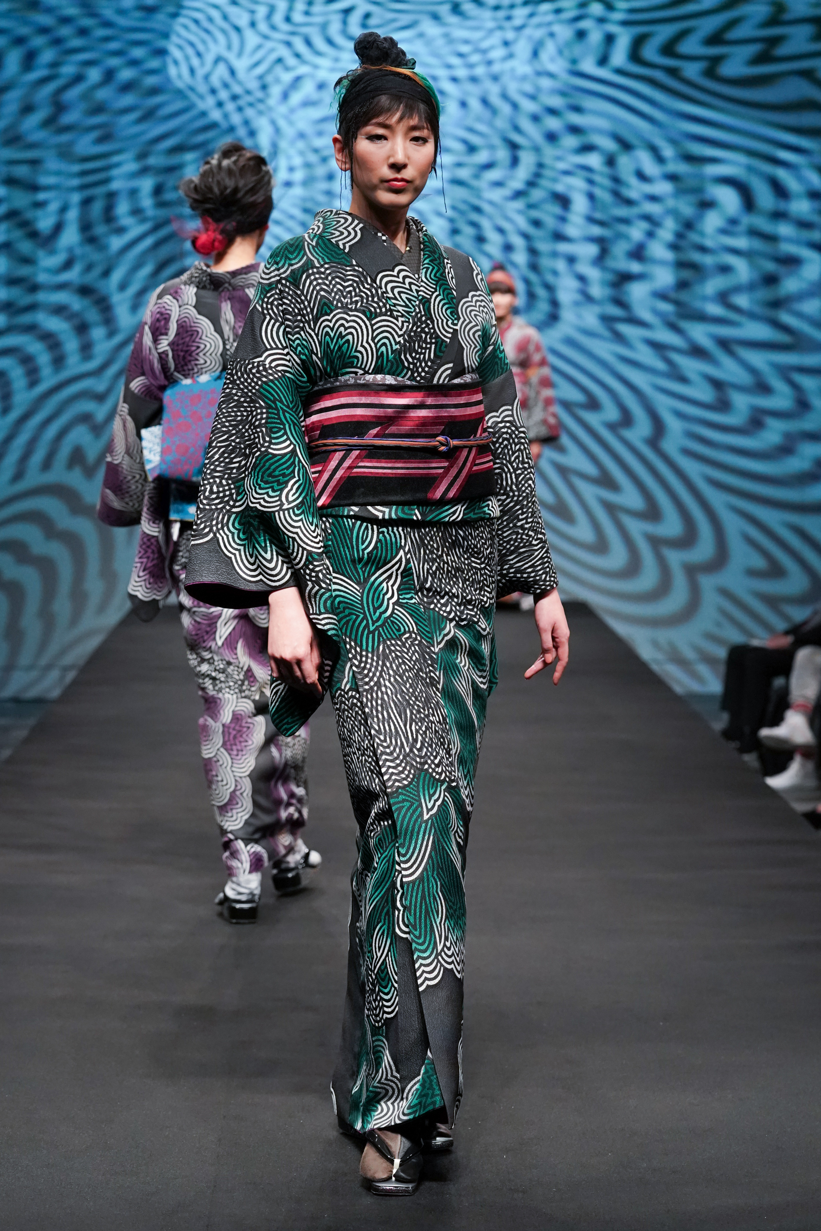 Jotaro Saito Fall 2022 Fashion Show 