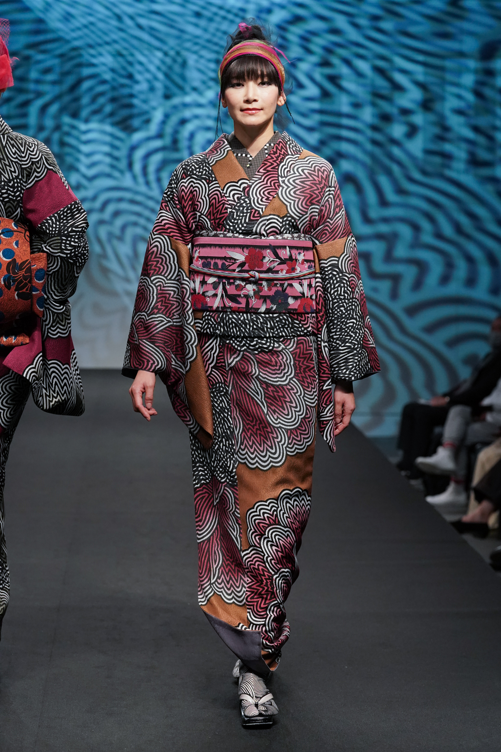 Jotaro Saito Fall 2022 Fashion Show 