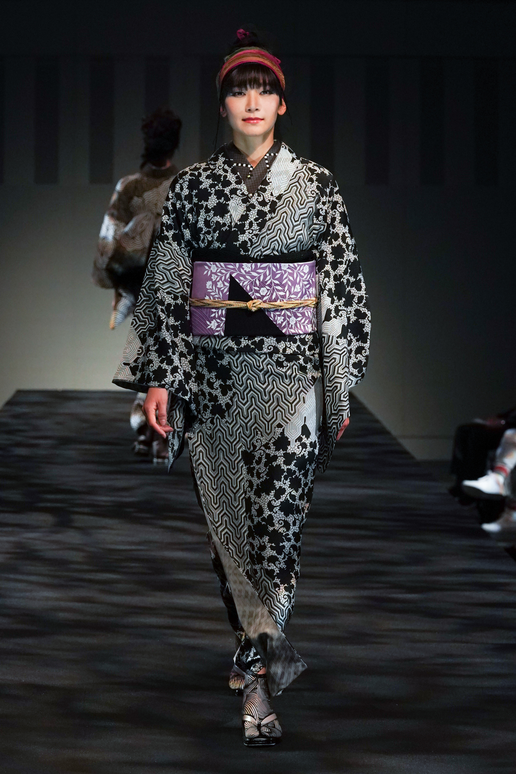 Jotaro Saito Fall 2022 Fashion Show 