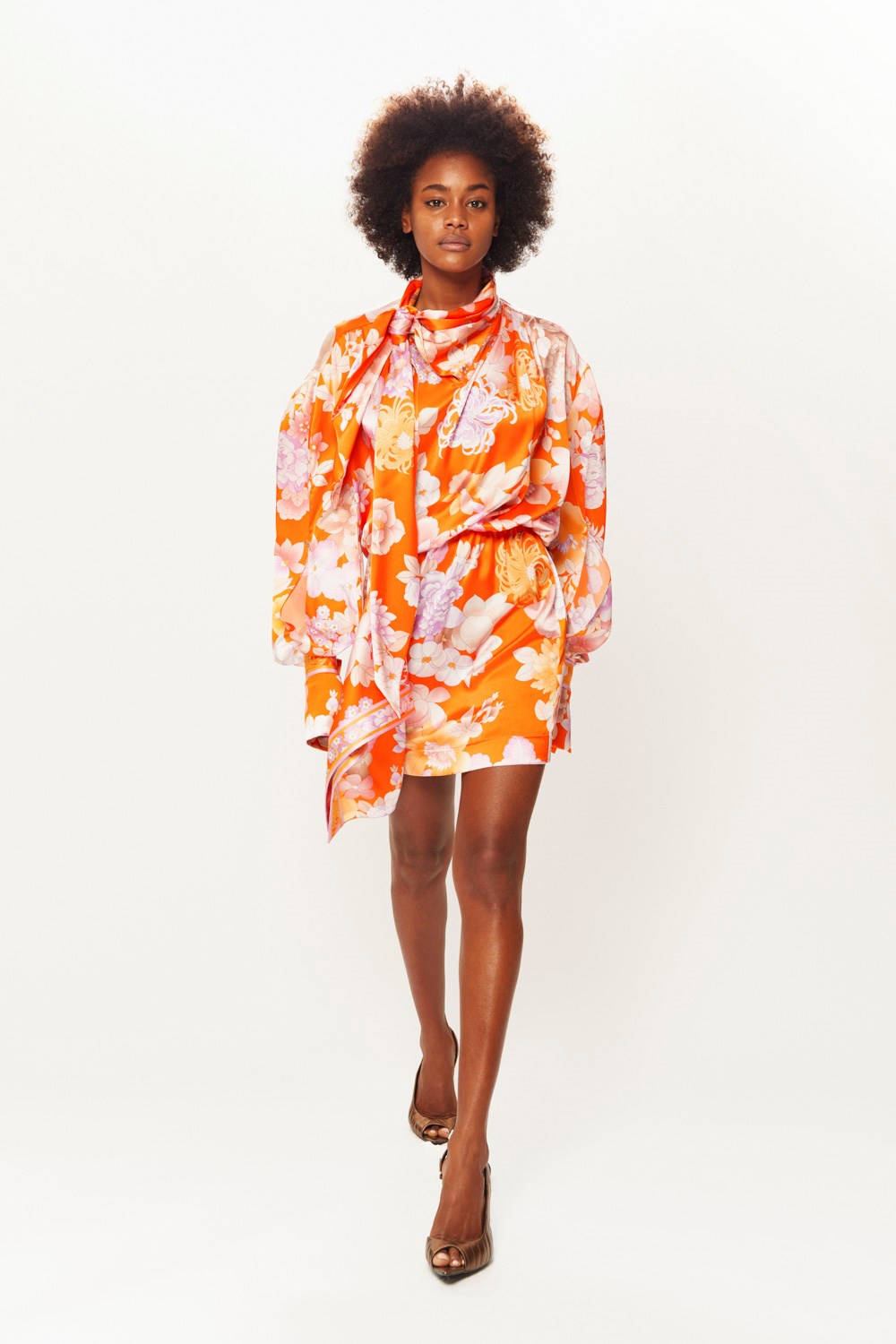 Leonard Paris Fall 2022 Fashion Show